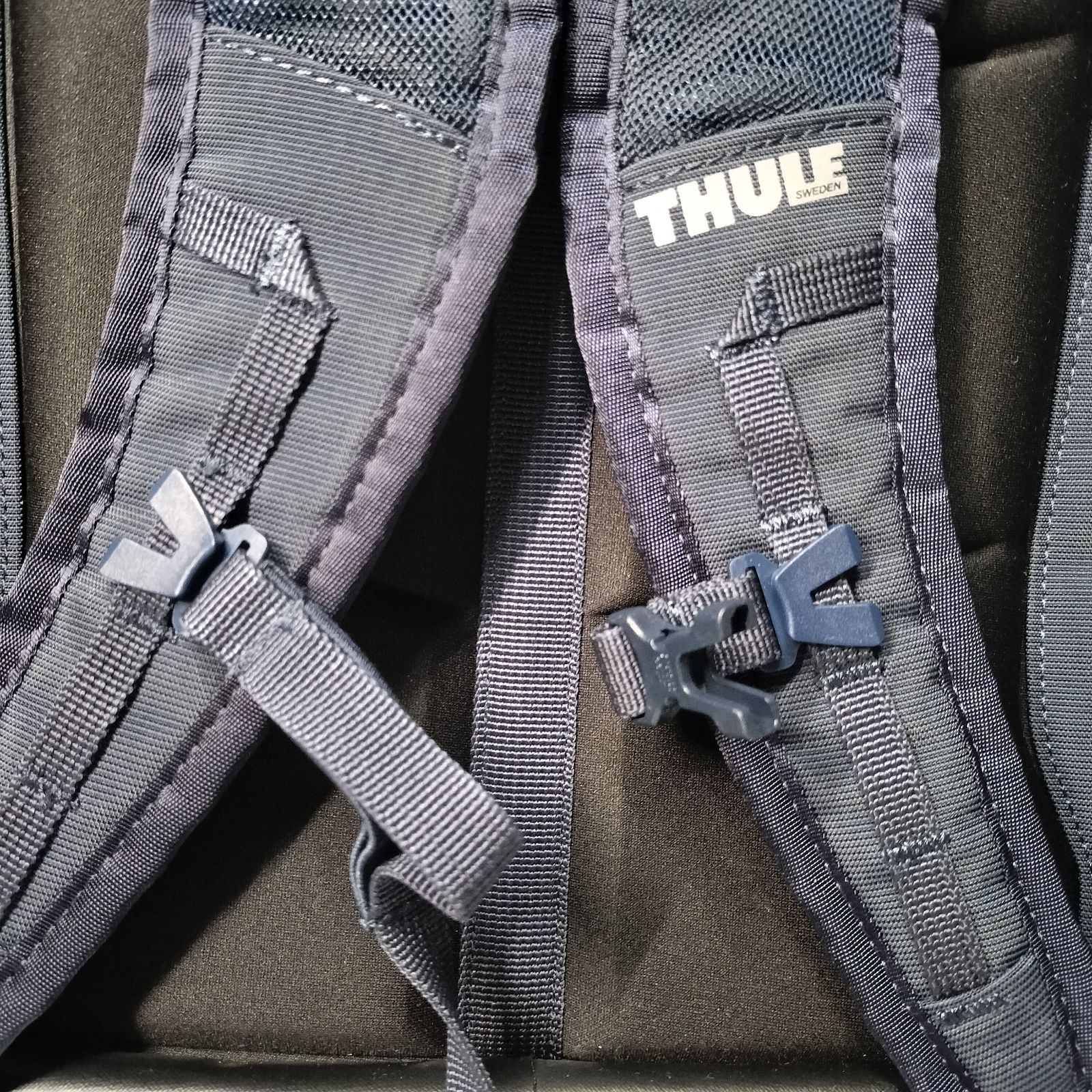 未使用品】THULE スーリー paramount バックパック ネイビー ノートPC 