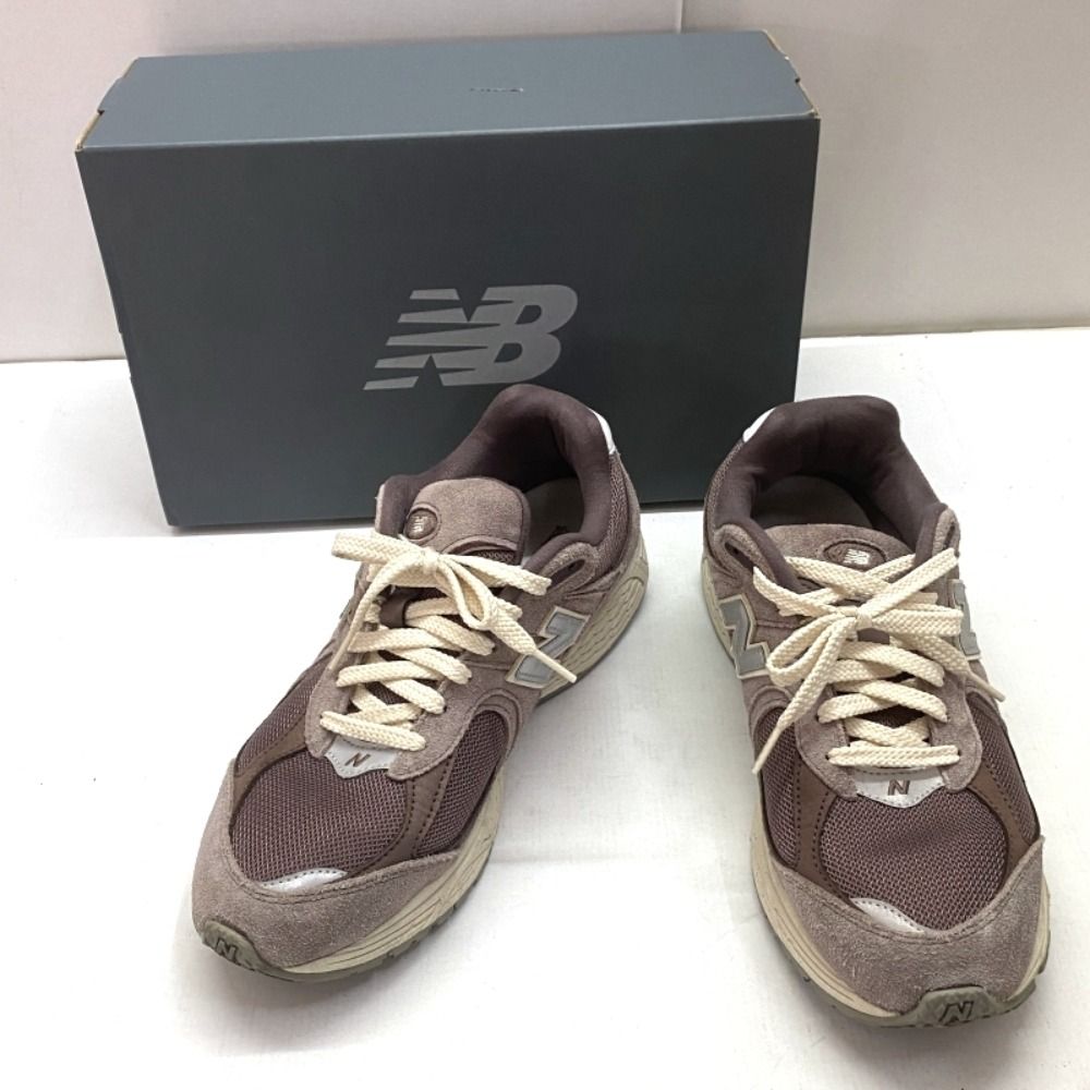 03w16985【箱付き】 New Balance 2002R Black Fig ニューバランス 