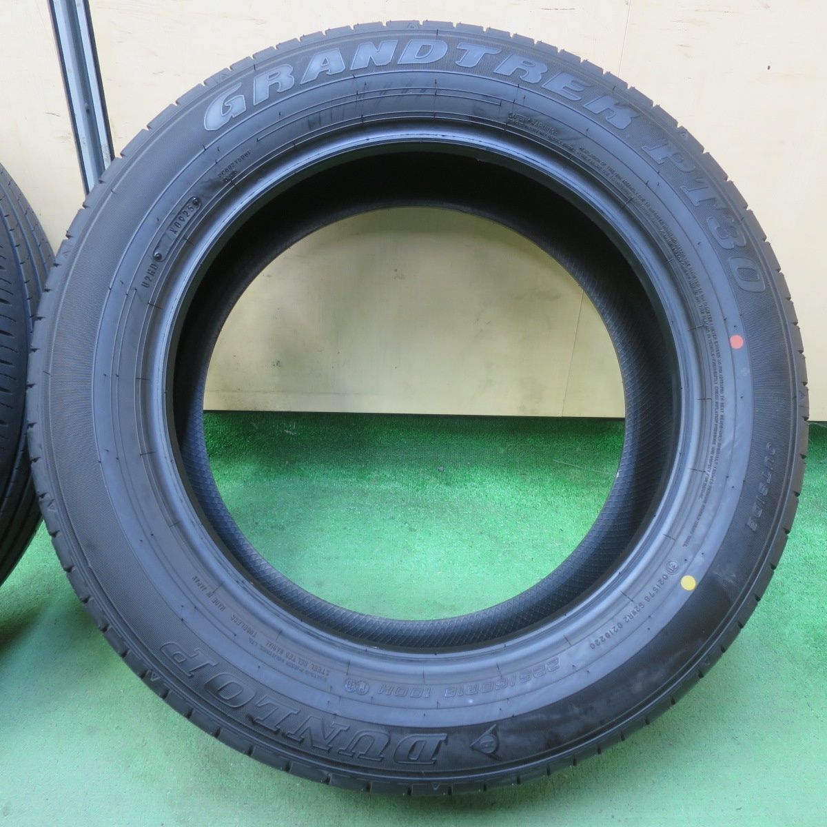 深溝2019年製ダンロップ DUNLOP GRANDTREK PT30 225/60R18 18インチ 夏
