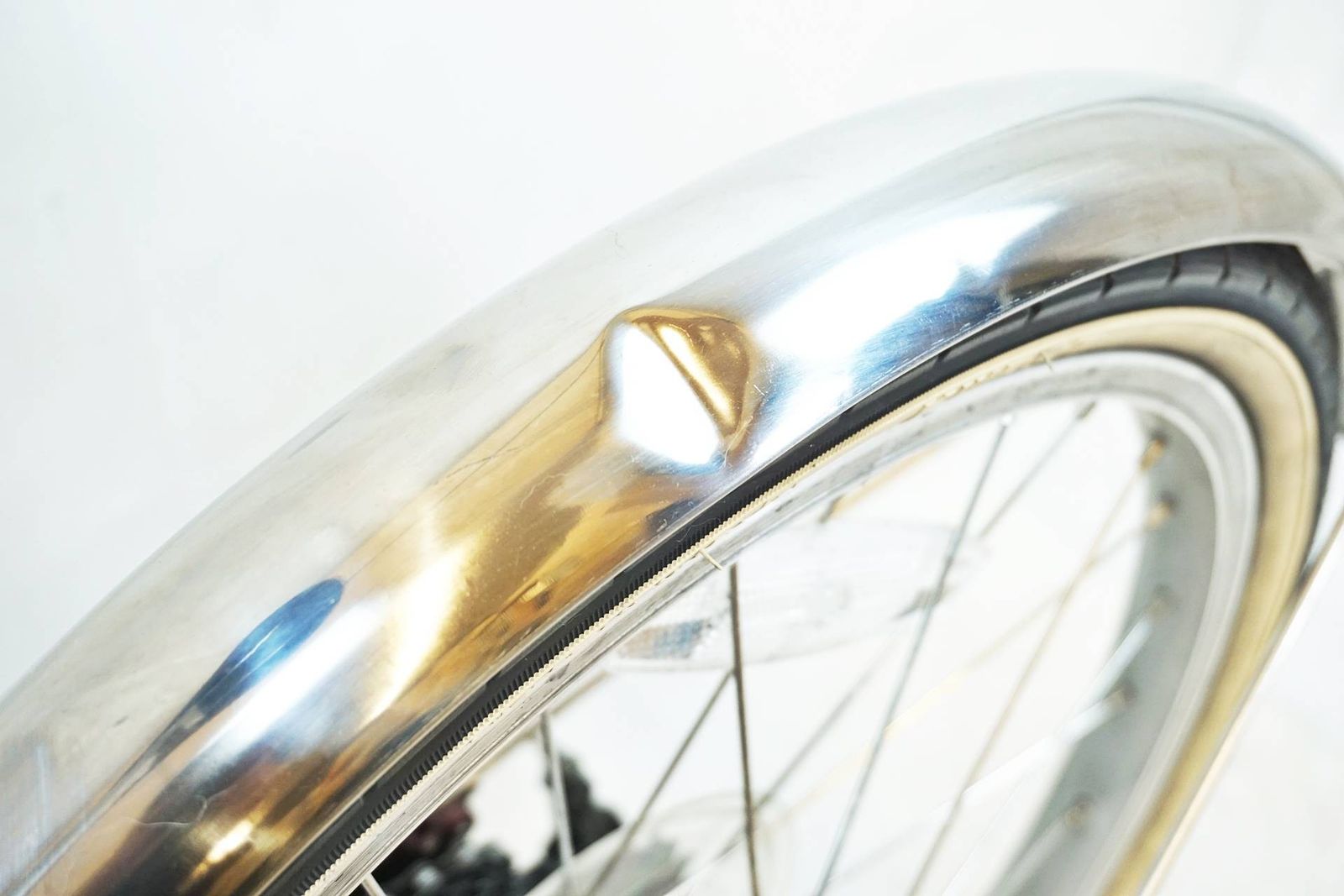 2025年モデル 20インチ