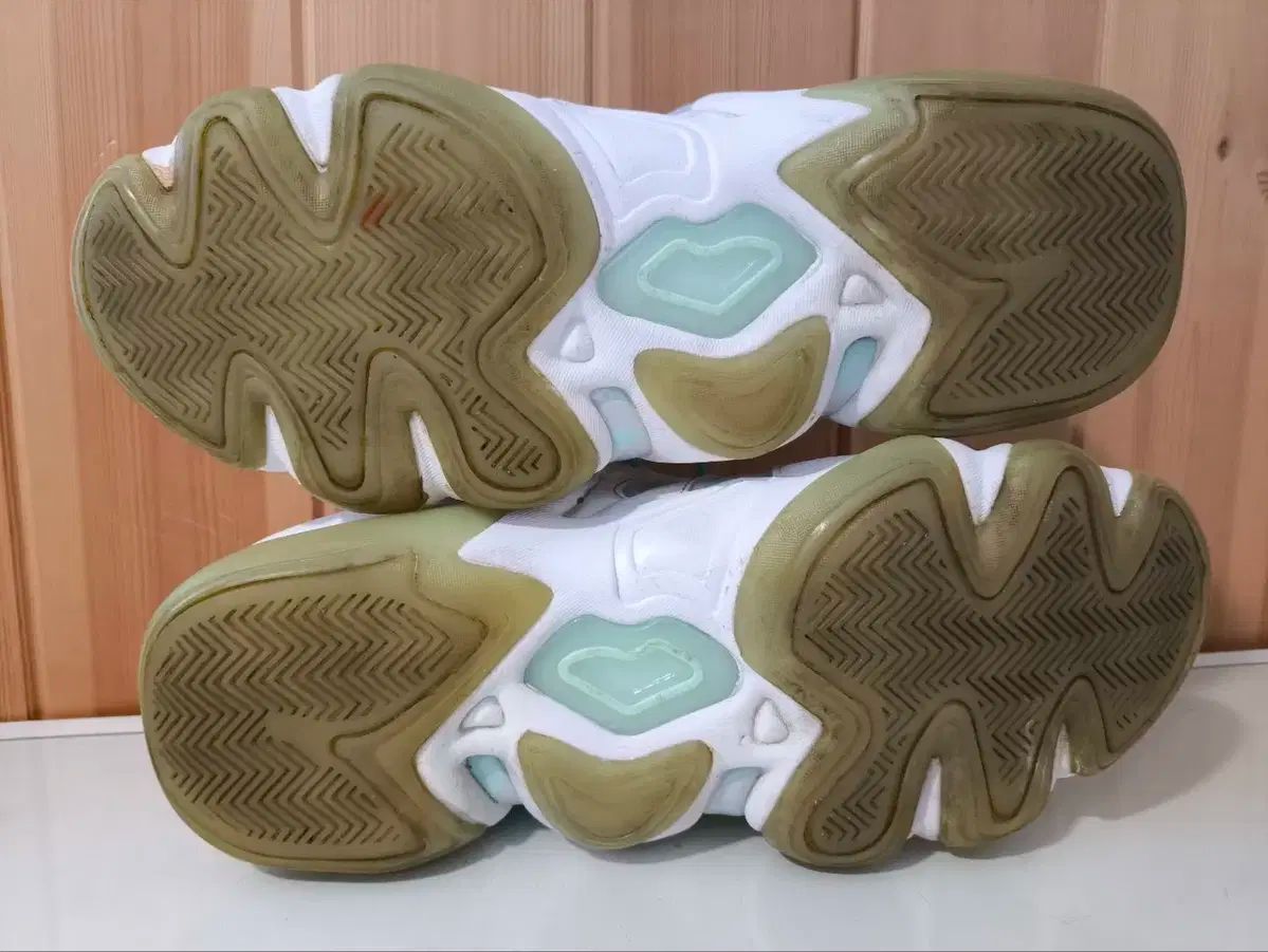 | 0 Crazy adidas コービーブライアント jordan_sneakers アディダス クレイジー II KB8 コービー・ブライアントのアディダス オリジナルス PART.74 (クレイジー98)が今週帰っ ブザービーターのブログ コービー・ブライアントのアディダスクレイジー2が「ブラック」に登場