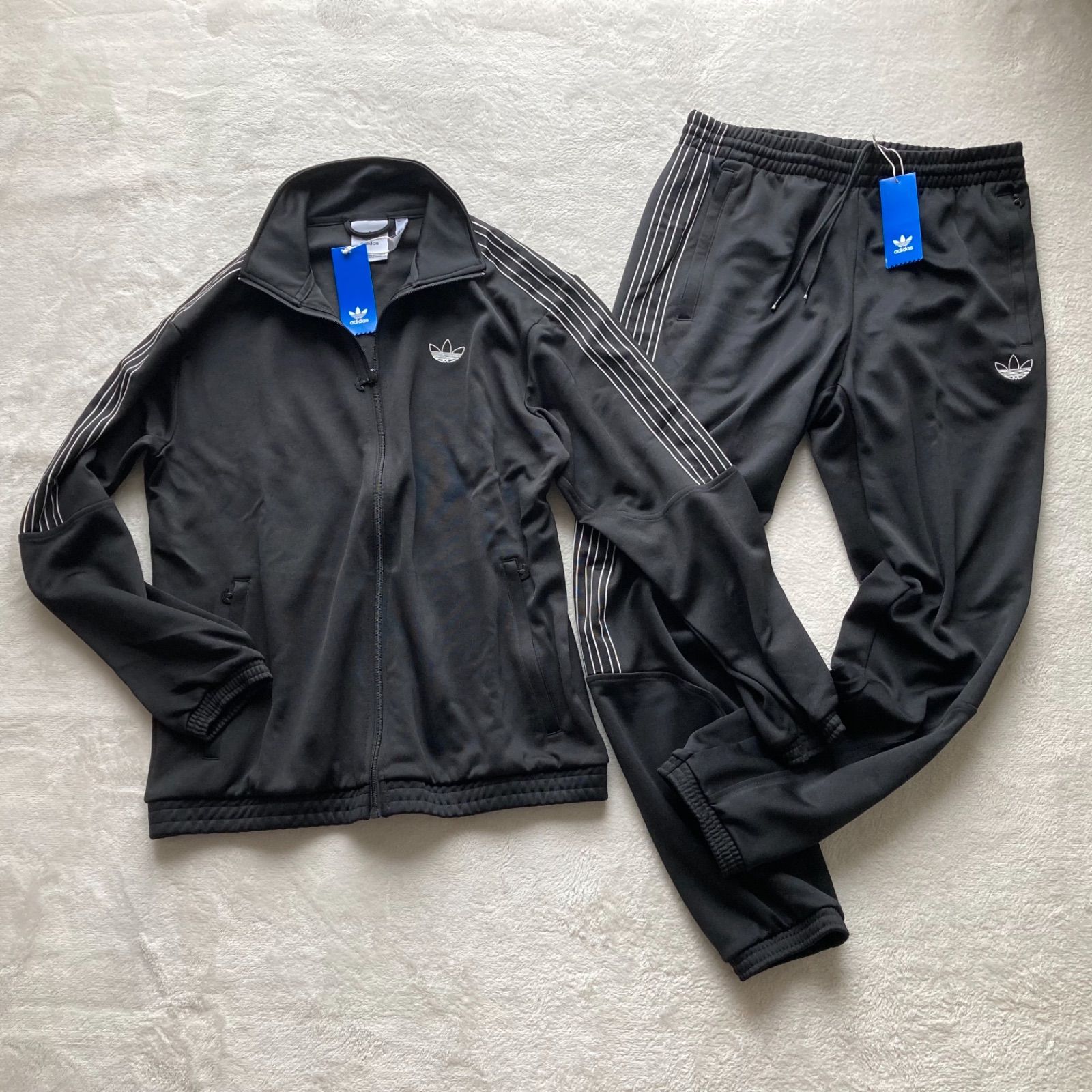 新品 adidas アディダス オリジナルス 上下セット ジャージ 黒 