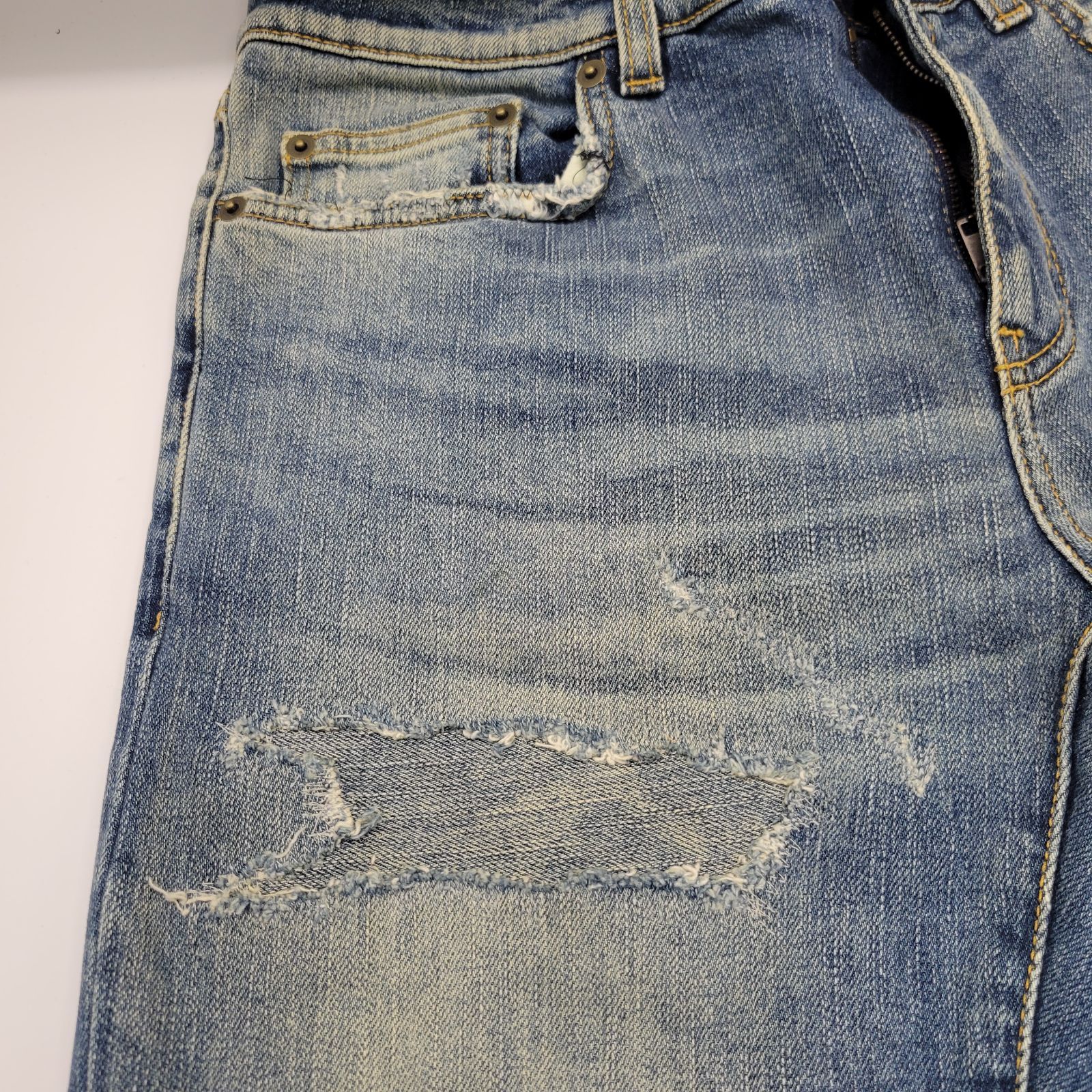 サンローランパリ D02 スキニー ダメージ デニム 29 レザーパッチ