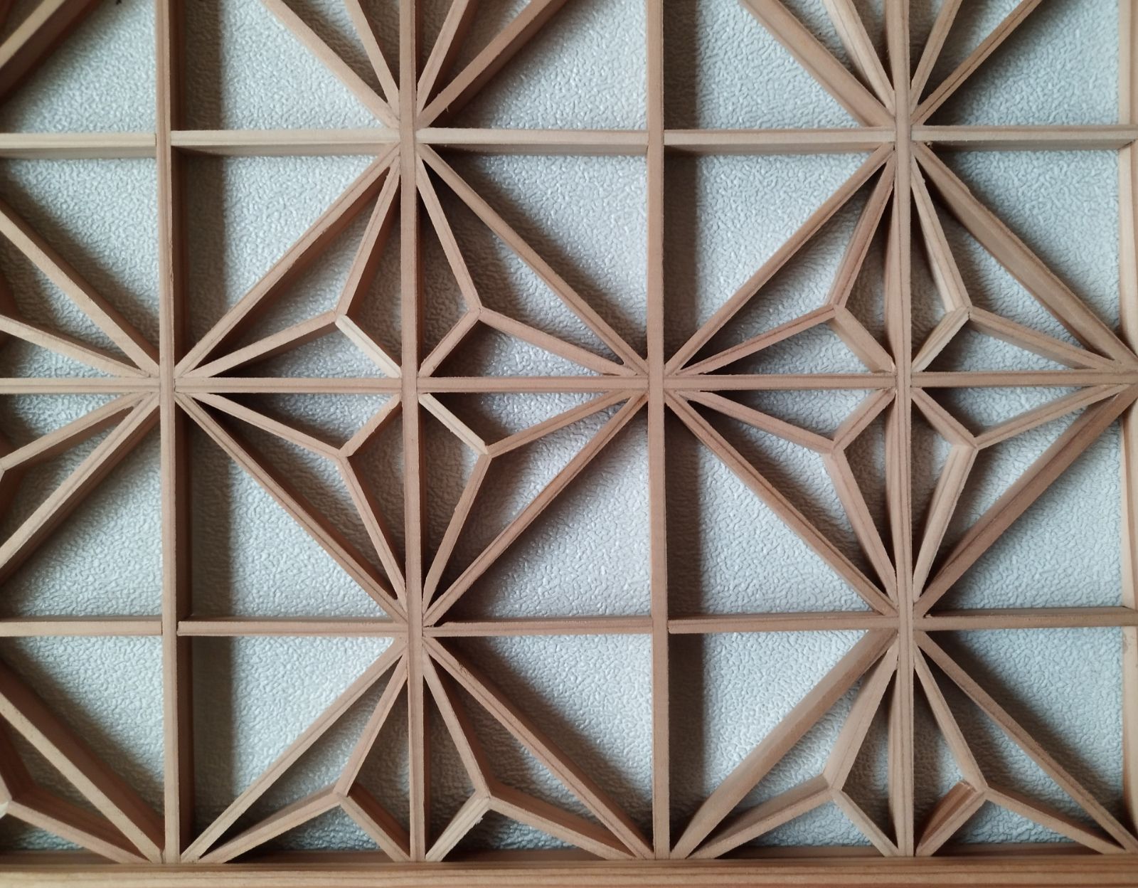 182❣️特価！値段交渉OK❣️ 麻の葉組子アクリル板入り3枚一組 木製額縁 182 麻の葉組子 アクリル板入り3枚一組 木製額縁 桜組子