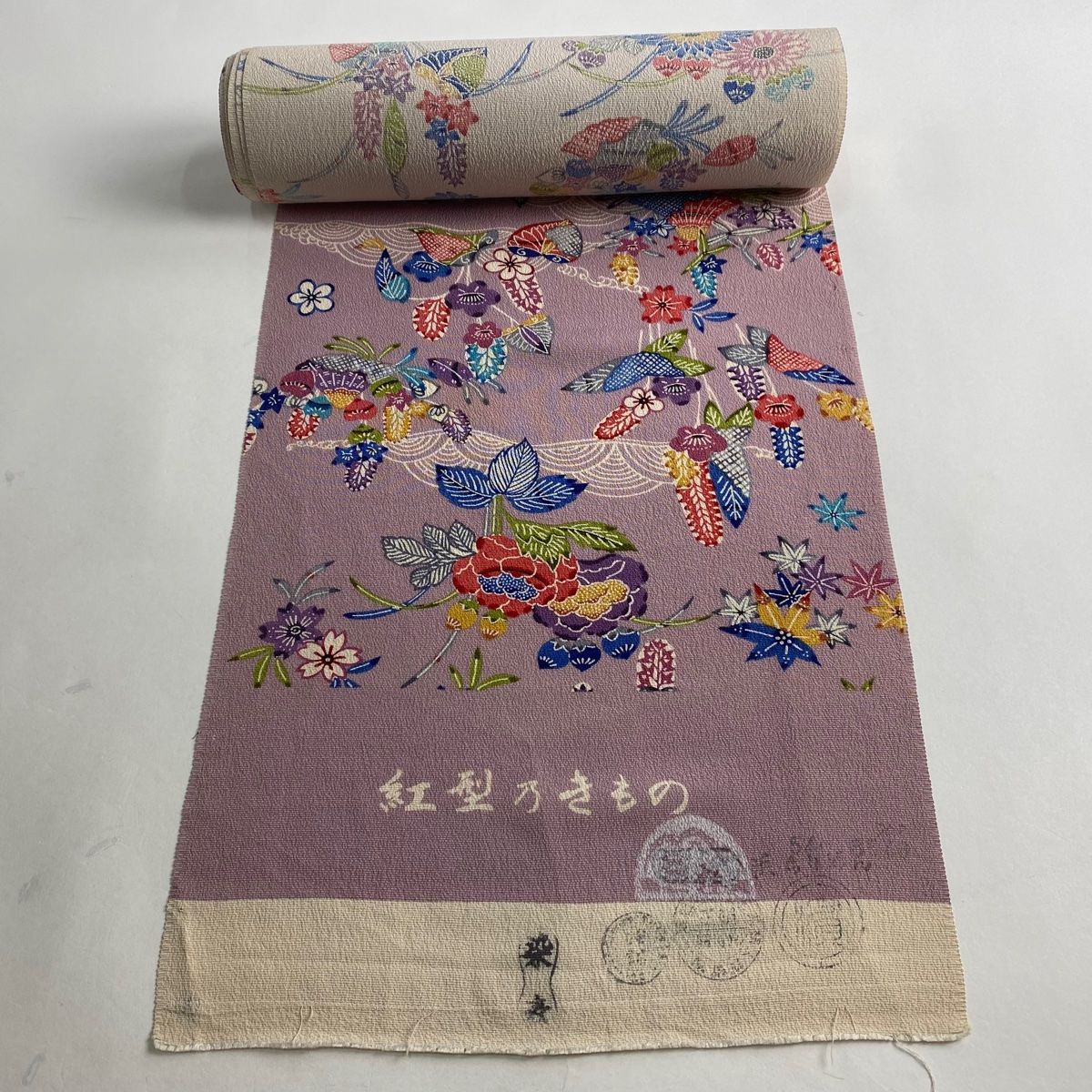 反物 秀品 小紋 紅型 草花 波 縮緬 薄紫 正絹 【中古】 - メルカリ