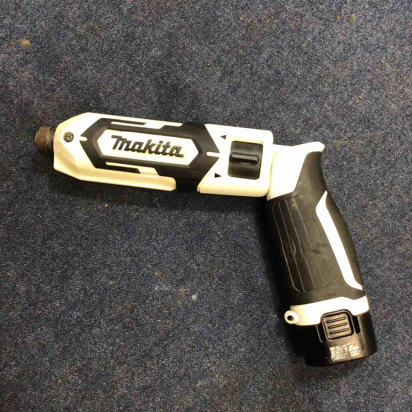 マキタ makita コードレスペンインパクトドライバー TD022DZW 八潮店