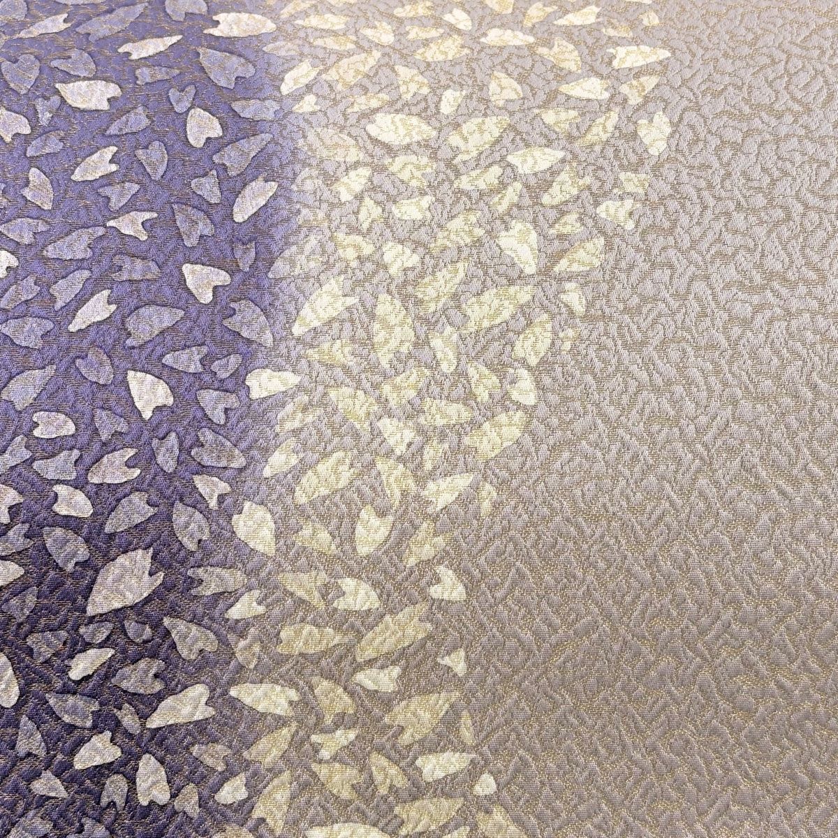 袋帯 秀品 桜の花びら 霞 金通し ぼかし 紫 全通 正絹