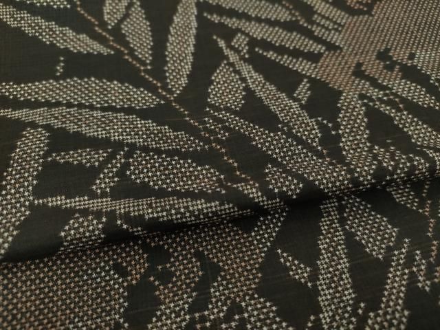 平和屋着物○本場大島紬 7マルキ 古代泥染 草葉文 都成織物謹製 証紙