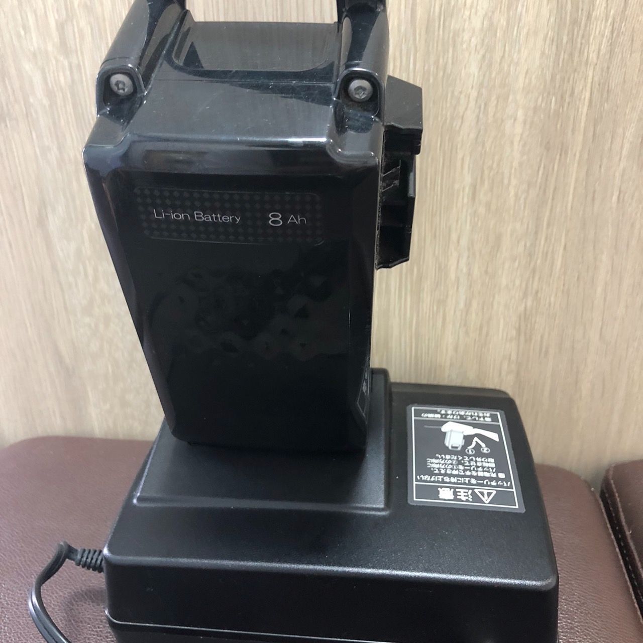 本体 充電器付き