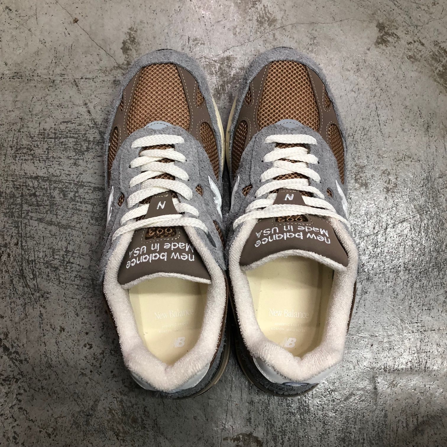 新品 国内正規 New Balance U993GG スエード スニーカー 