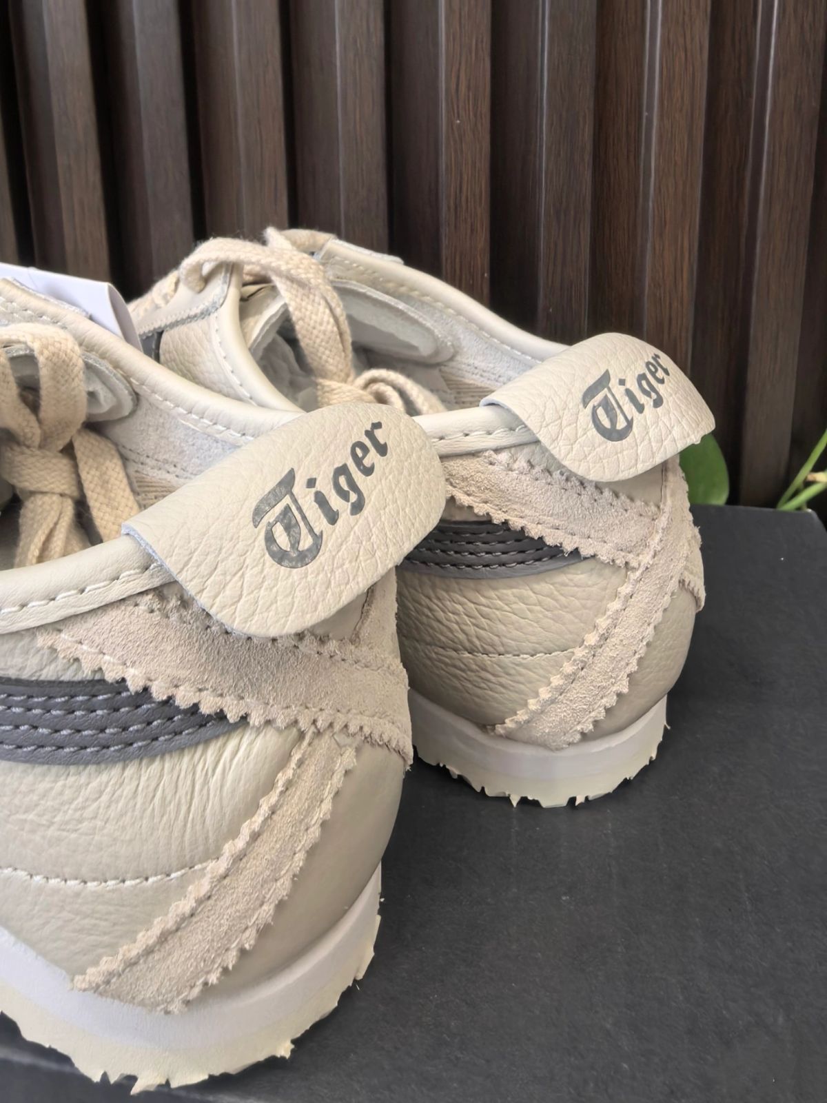 ONITSUKA TIGER オニツカタイガー　オートミールカラー27cm 楽天市場】Onitsuka Tiger オニツカタイガー スニーカー MEXICO