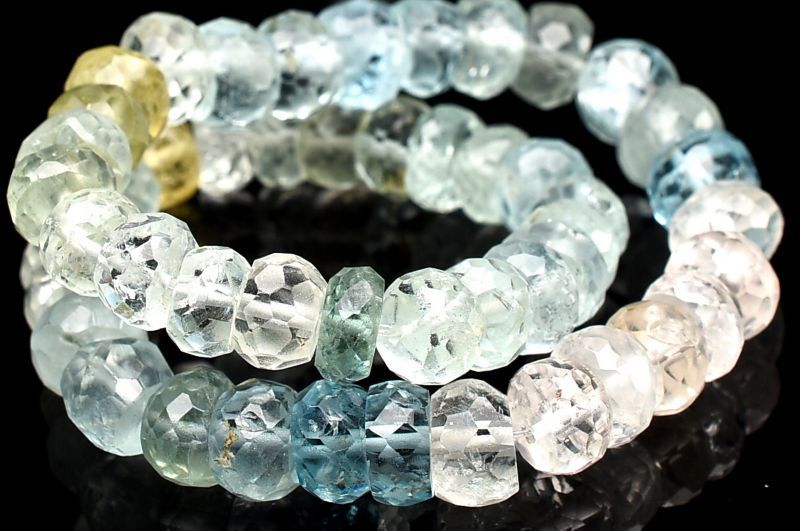 ボタンカット ベリル | 株式会社ヒマラヤジェムス １点物AA+☆マルチカラー MIXベリル 3-4x6mm ミックスの通販 ミックスベリルの通販 マルチカラー（ホビー）の通販 発根済アガベ Short 一覧の通販サイト｜天然石・パワーストーンの アクアマリン（ベリル） 0 2mm［プレミアムカット］1