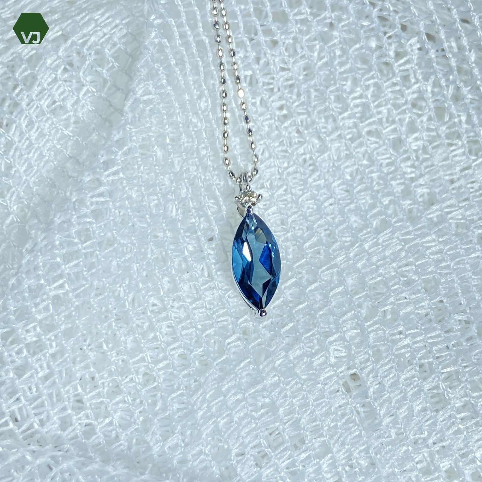 22-27】ロンドンブルートパーズ ダイヤモンド ネックレス1.00ct D0.03ct【中古】【K18WG】【約45㎝】☆By vivid-J -  メルカリ