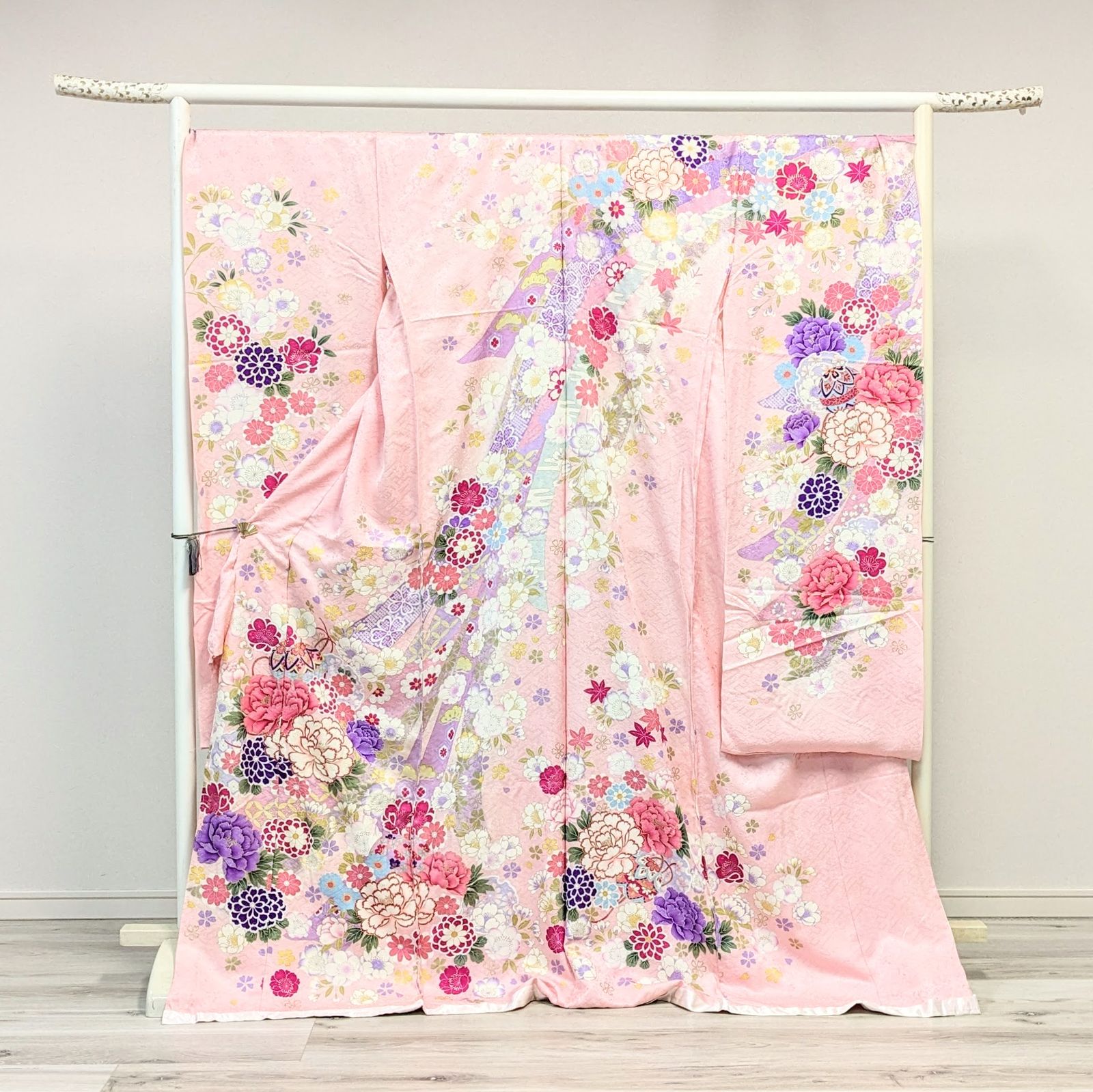 正絹・新品・未仕立て】 振袖 ピンク 古典 モダン 成人式 F45