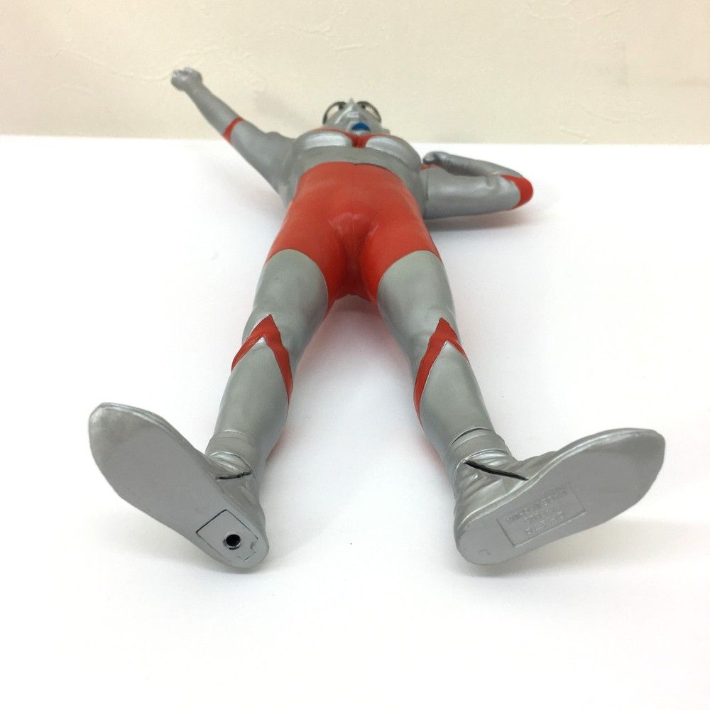 ウルトラマン