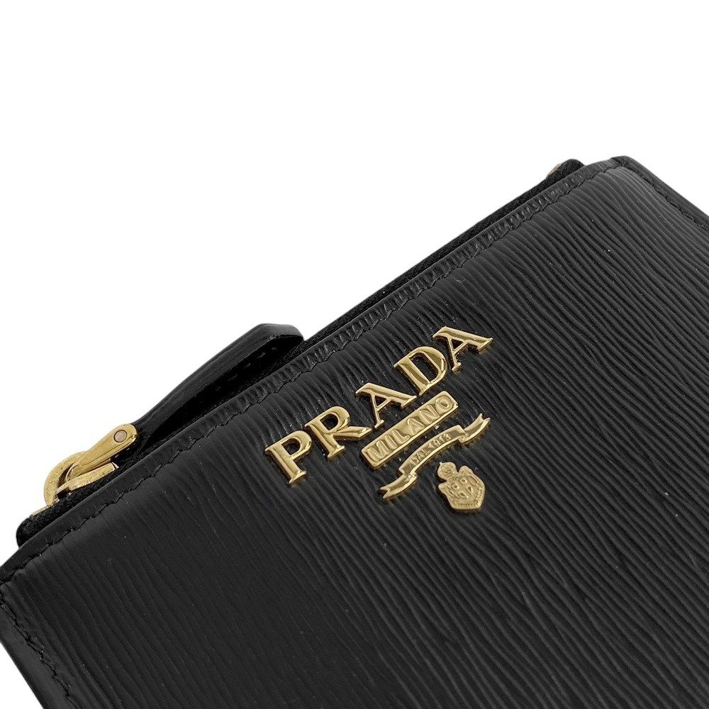 □美品□ プラダ 二つ折り 財布 レザー ブラック 黒 レッド 赤 GP