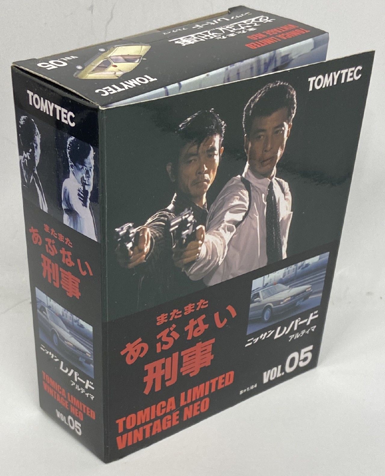 トミーテック TOMICA LIMITED VINTAGE NEO ニッサン レパード