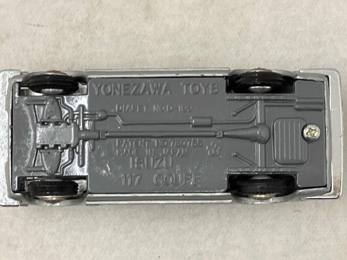 ミニカー　いすゞ117クーペ　YONEZAWA TOYS 日本製 Yahoo!オークション -「いすゞ117クーペ」(ダイヤペット
