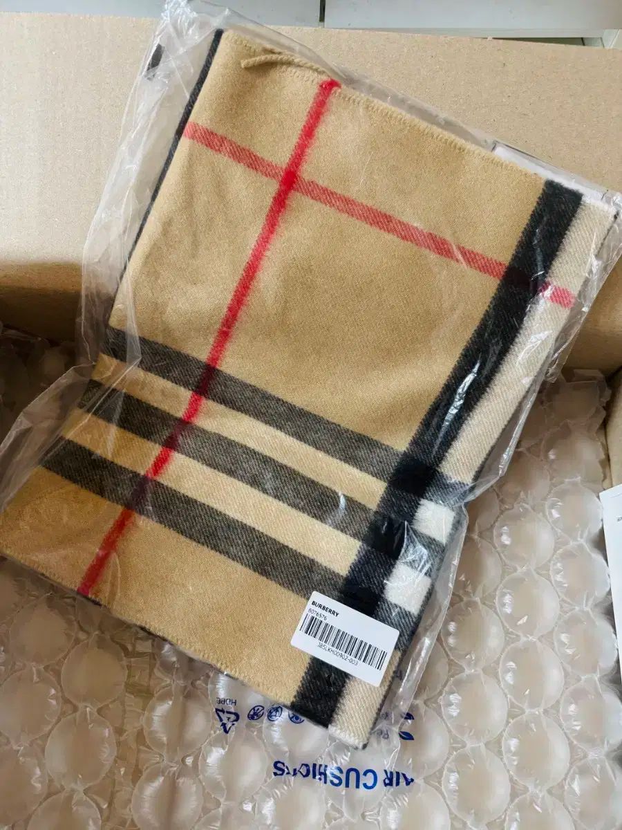 BURBERRY バーバリー 巨人 チェック カシミヤ マフラー 8076576 アーカイブ ベージュ