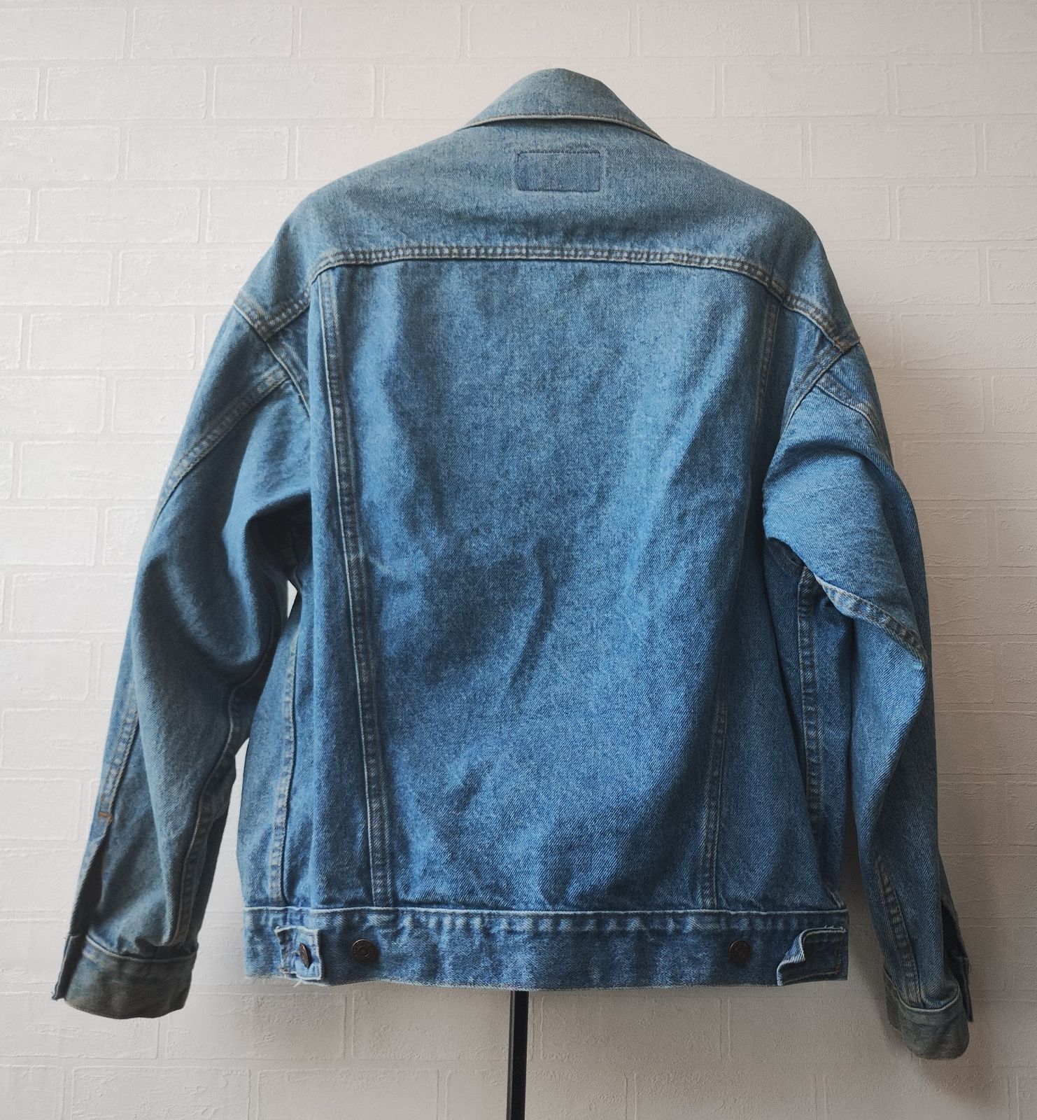 □ 80s vintage □ LEVI