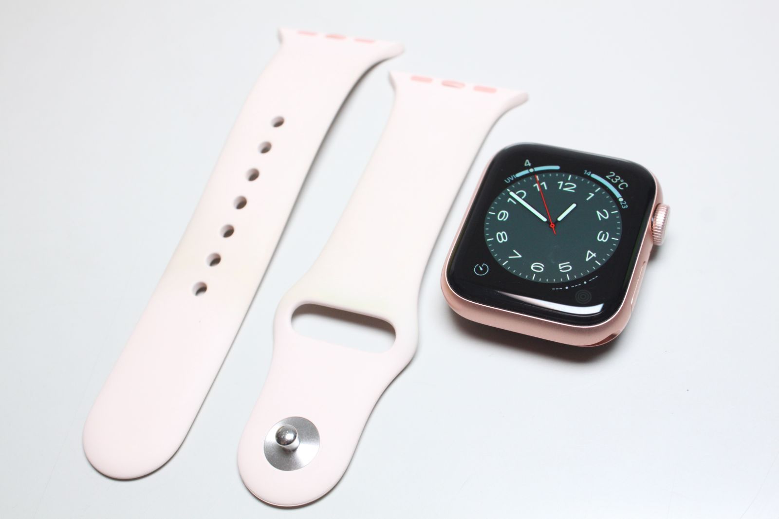 Apple Watch Series 5/GPS/40mm/A2092〈MWV72J/A〉⑤