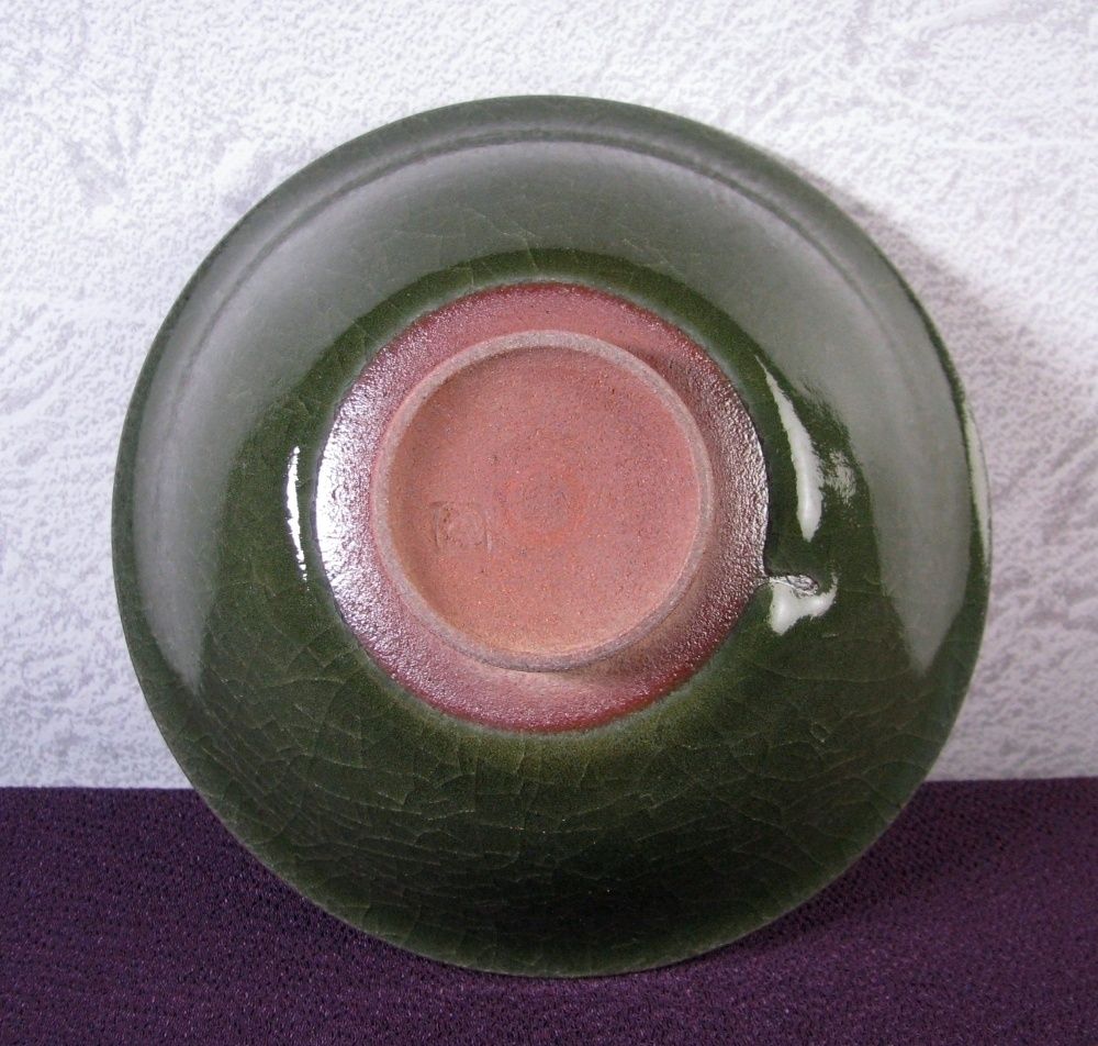 人間国宝　中島宏作　青磁小鉢 人間国宝 中島宏作 青磁小鉢 幅：15.5cm 美品 共箱・栞付/25i027