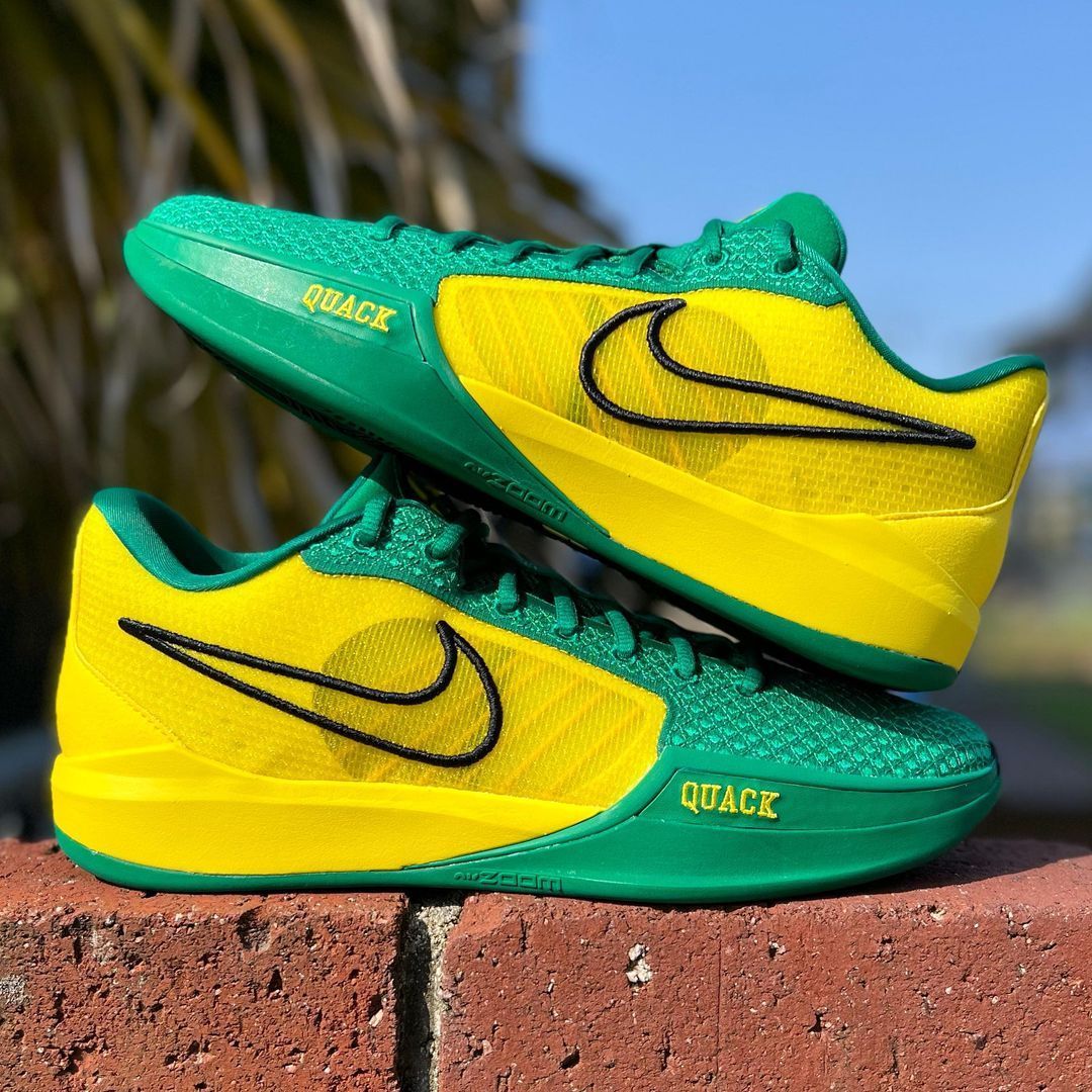 NIKE SABRINA 1 'OREGON DUCKS' ナイキ サブリナ 1 ウィメンズ オレゴン 【WOMEN'S】  malachite/black-lightening-stadium green FQ3389-300