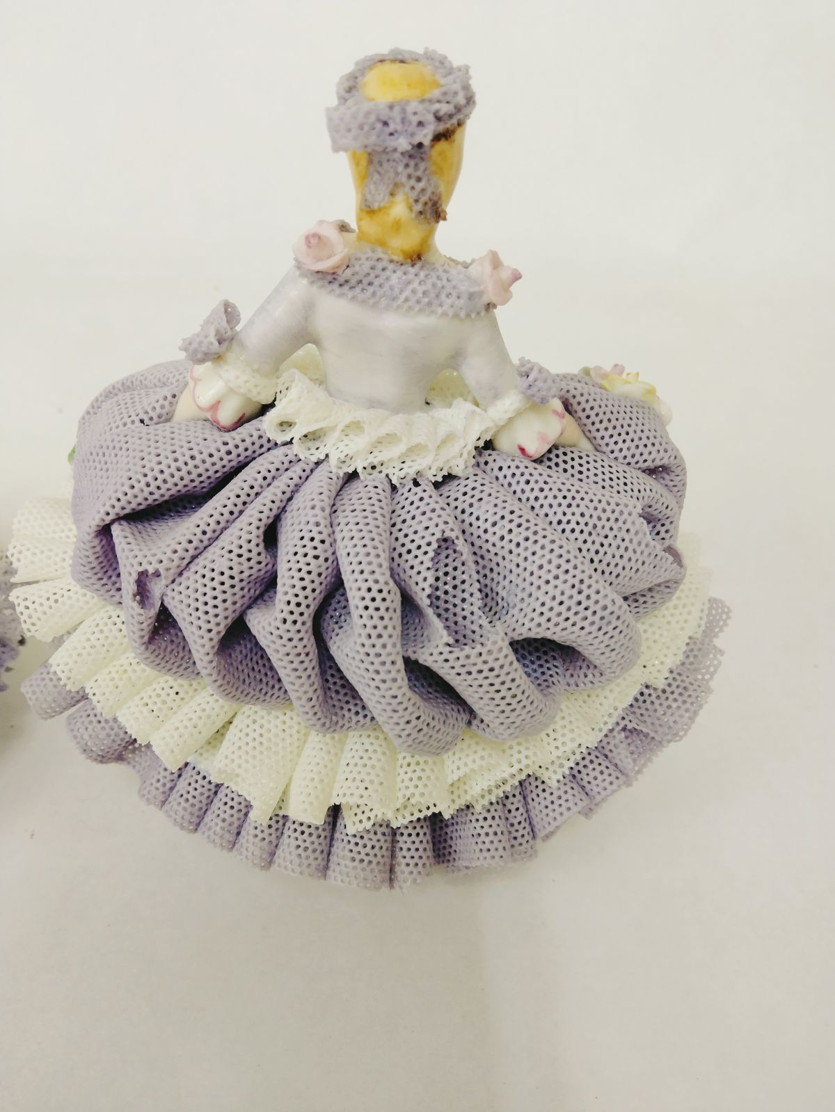 Irish Dresden アイリッシュドレスデンレース陶器人形2体セット