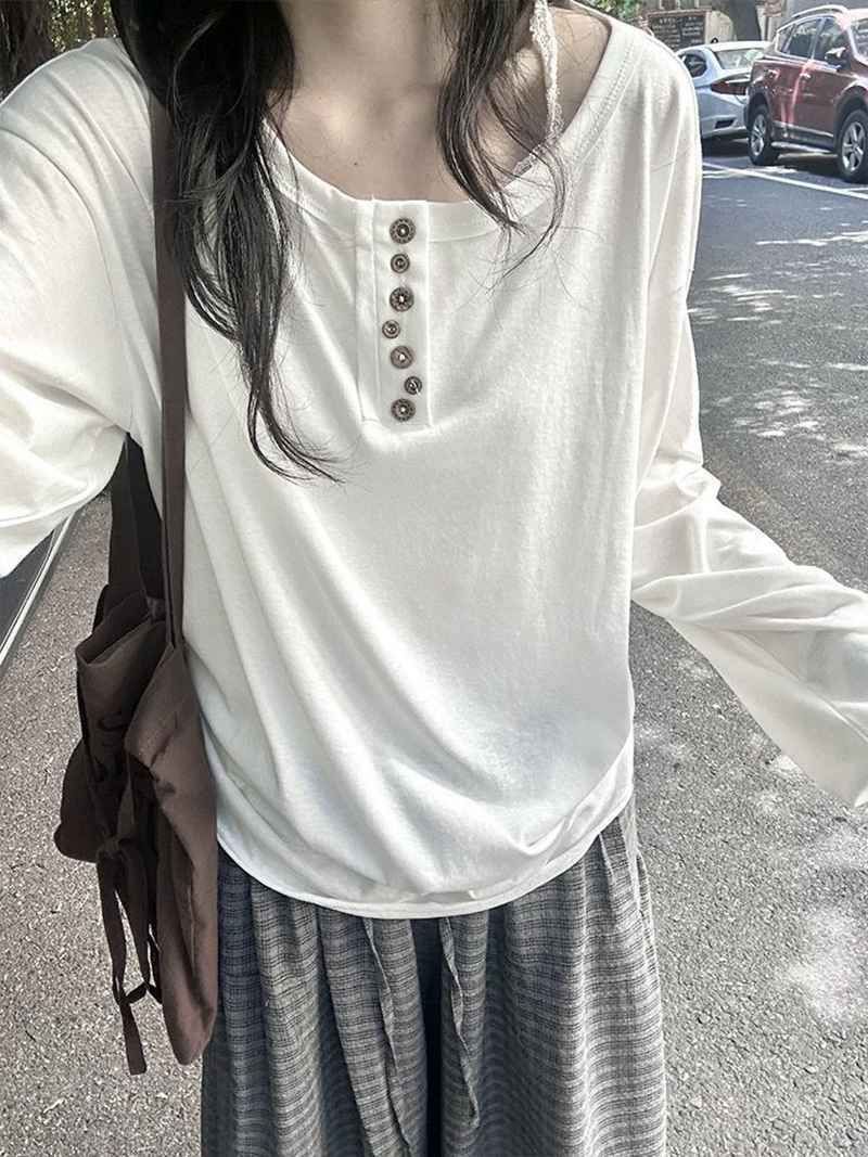 tシャツ 長袖 レディース 飾りボタン付き クルーネック カットソー 無地 トップス インナー コーデ ゆったり オーバーサイズ 体型カバー おしゃれ カジュアル 春 秋 冬 白 ホワイト mkxzqd29 WWW_MORNINGWALKER_COM