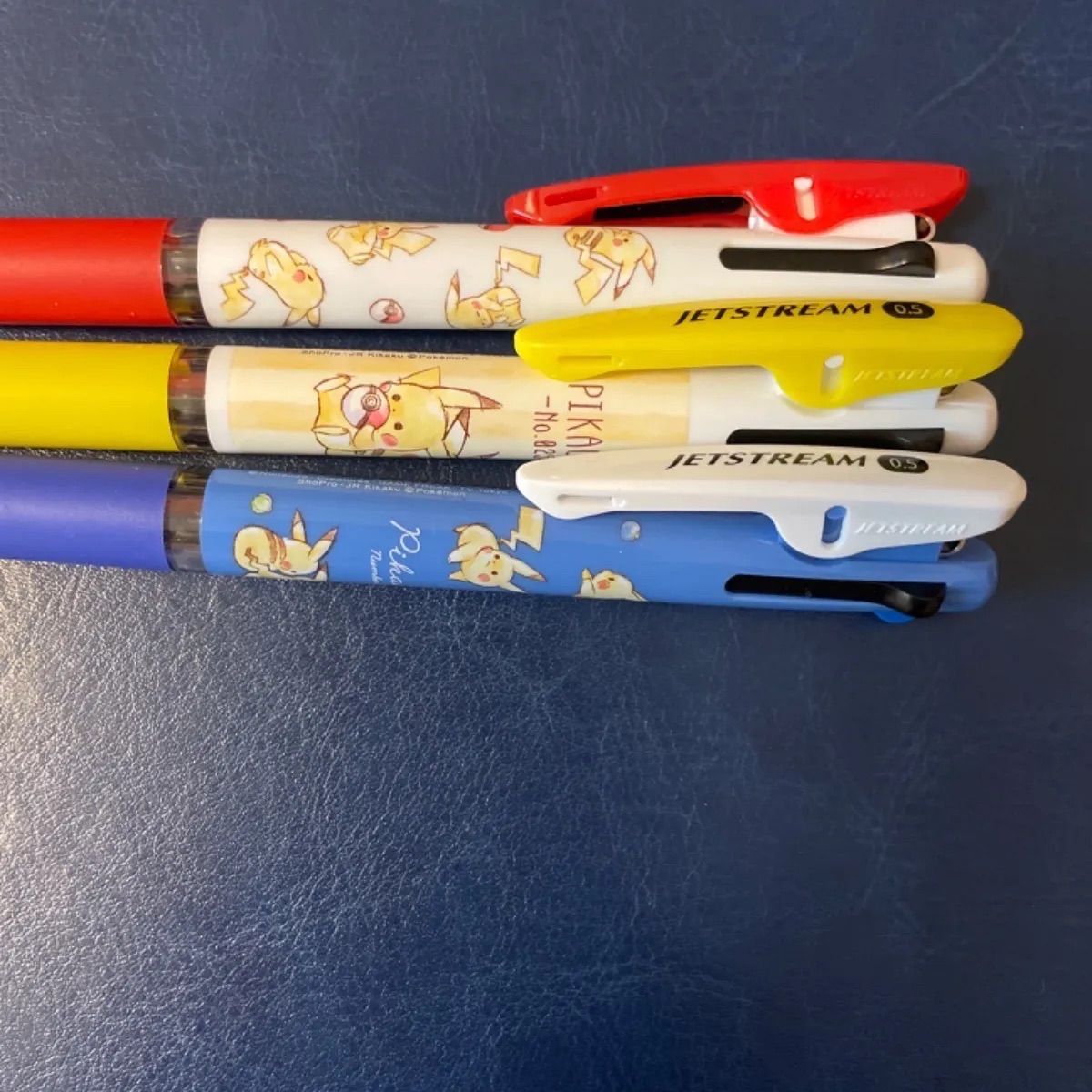 未使用】ポケモン ピカチュウ 3色ボールペン 赤、黄、青色 3本セット
