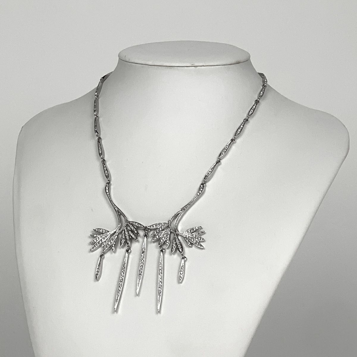 クリスチャンディオール Christian Dior ラインストーン デザイン  