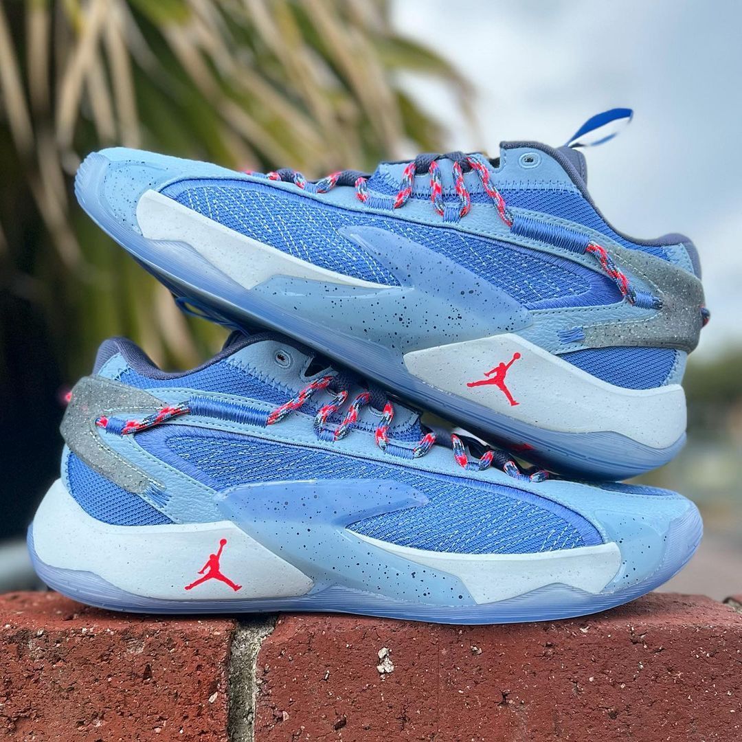 新品 ナイキ ルカ2 AIR JORDAN LUKA 2