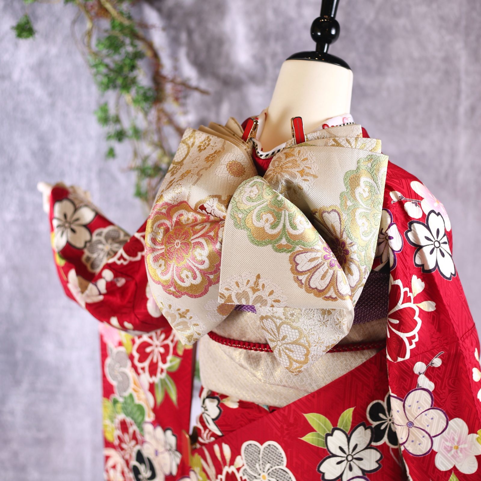 振袖フルセット 振袖セット 振袖 Lサイズ 古典×レトロ 美品 成人式 着物 晴れ着 6点セット FN-222 振袖フルセット 振袖セット 振袖 Lサイズ 中古 赤×レトロ 美品 成人式