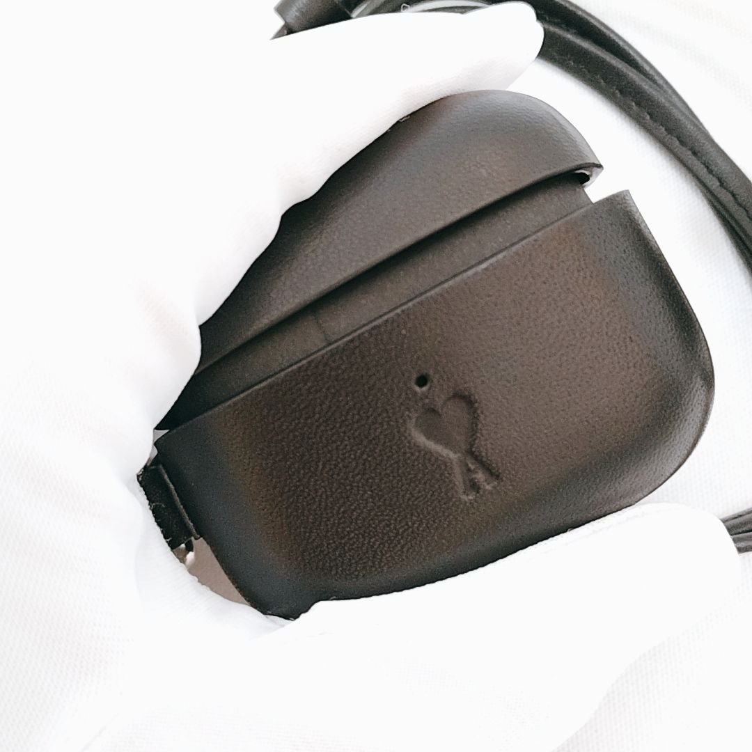 新品未使用】AMI PARIS AirPods Pro ケース アミ ストラップ付