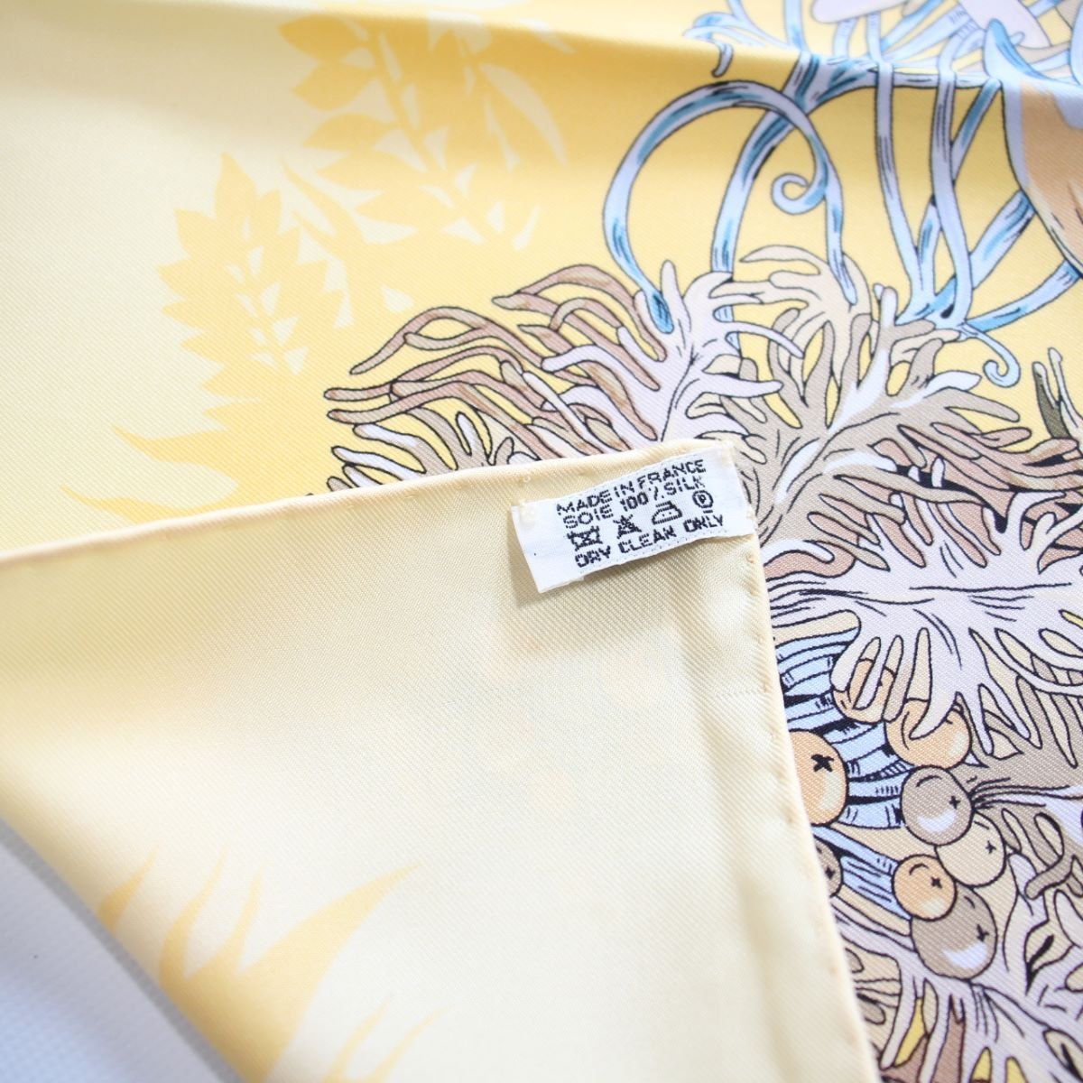 HERMES エルメス カレ 90 スカーフ L'Ile Deserte 無人島 植物 シルク