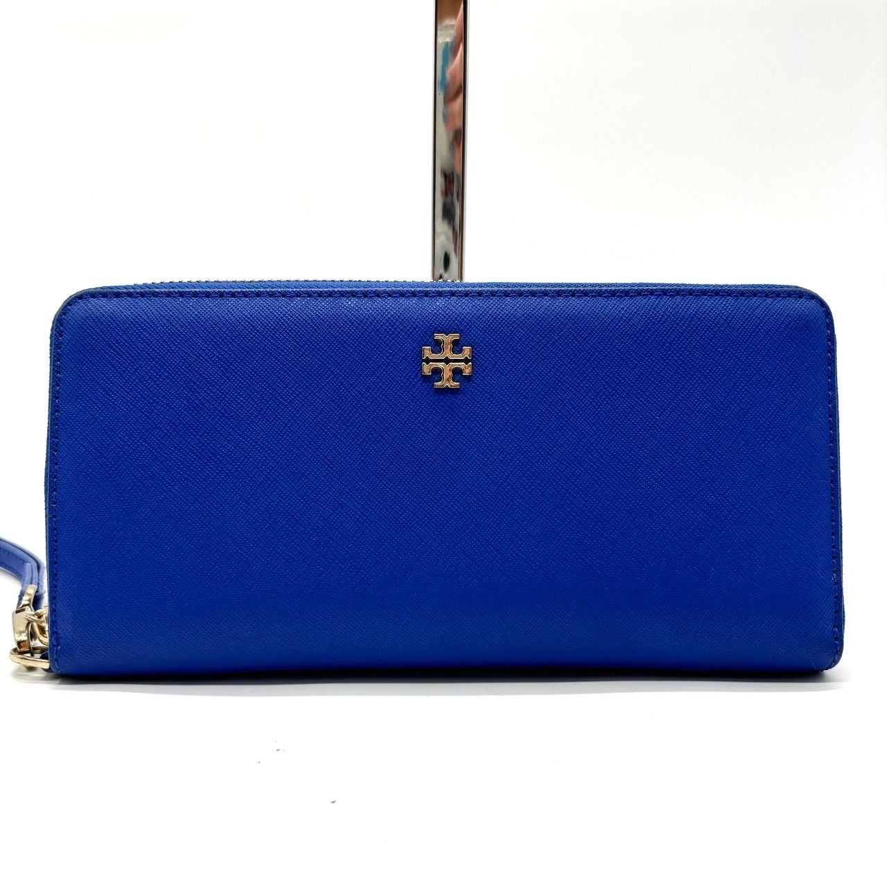 ✨極美品✨ Tory Burch トリーバーチ 長財布 ラウンドファスナー ロングウォレット ロゴ金具 総柄 ロゴ型押し クロスグレインレザー  ゴールド金具 レディース ブルー 青色 - メルカリ