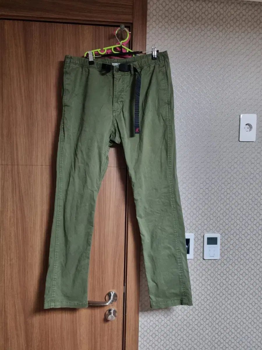 【雷市場（ポンジャン）商品韓国直送】GRAMicci(グラミチ) オリー・カラー L