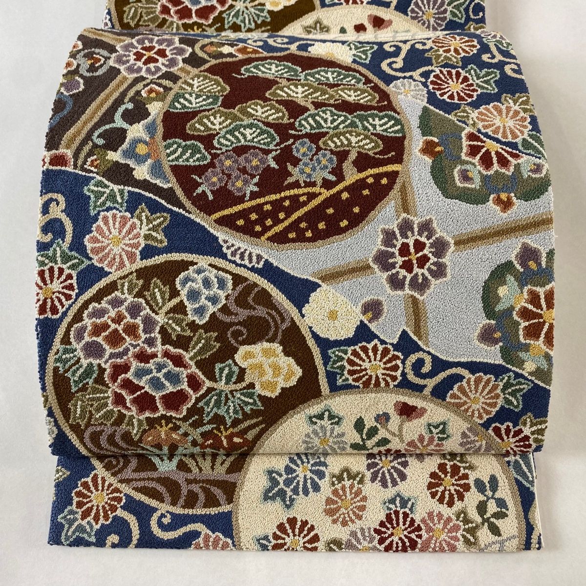 袋帯 笠松 菊 相良刺繍 紺色 六通 正絹