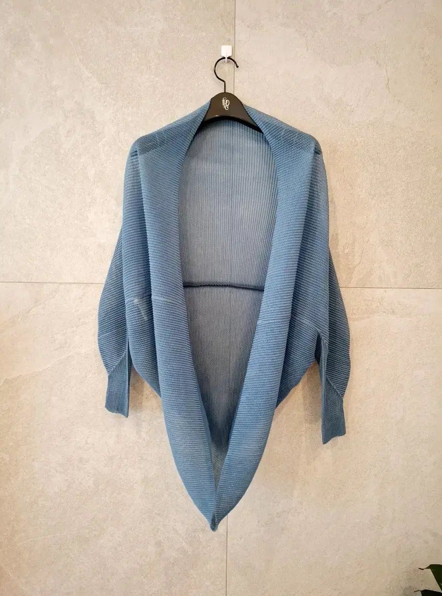 ISSEY MIYAKE