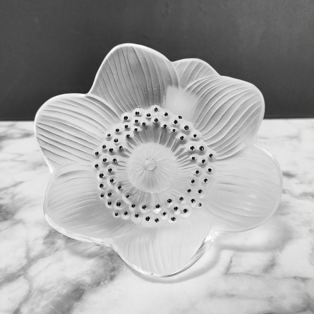 美品 刻印 Lalique ルネ・ラリック アネモネ ペーパーウェイト 文鎮 美品 刻印 Lalique ルネ・ラリック アネモネ ペーパーウェイト