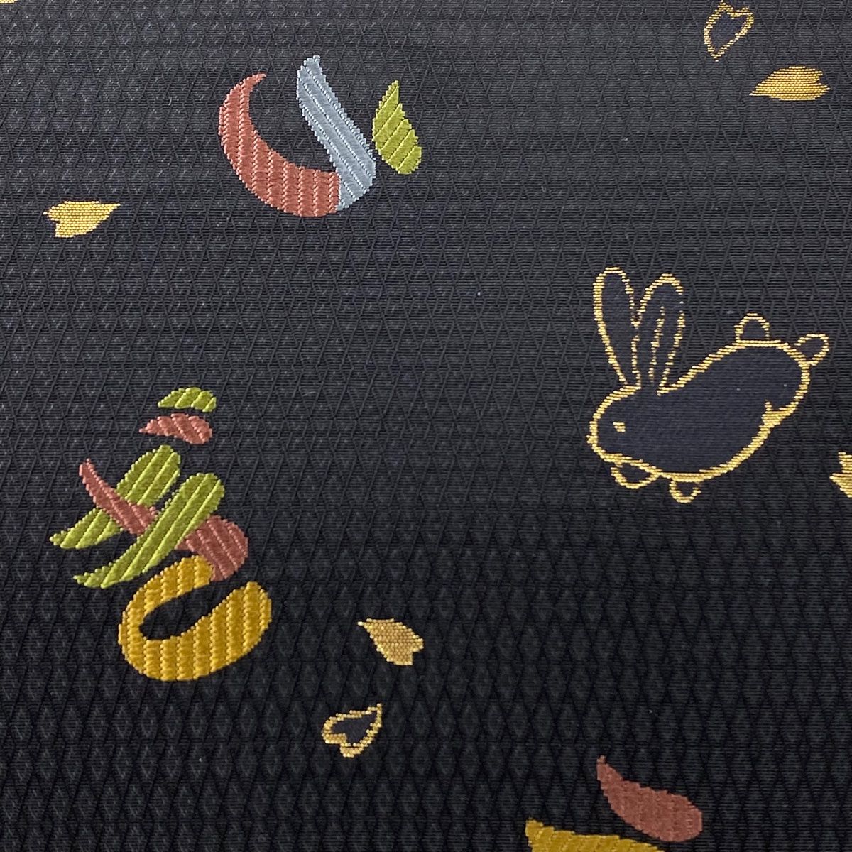 中古 袋帯 太鼓柄 美品 刺繍 証紙あり 一般用 正絹 うさぎ 兎 人物・動物