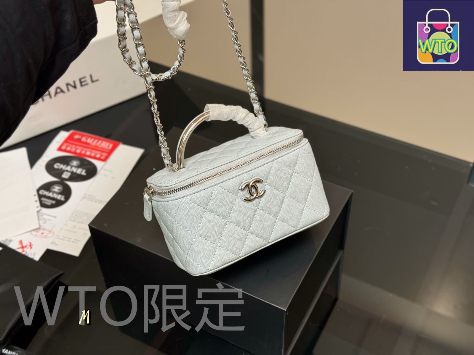 今日特価】Chanel Long Vanity Case シャネル ロング ヴァニティ