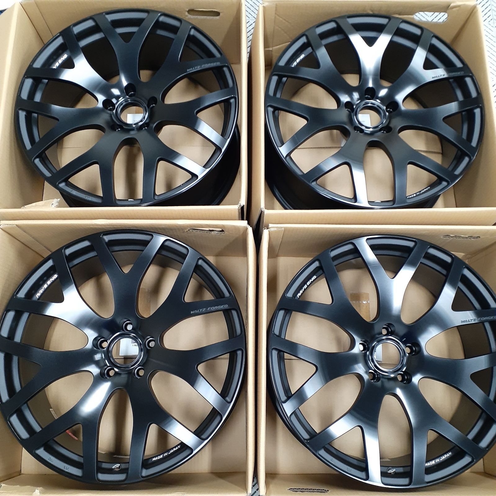 人気沸騰鍛造 4本価格 レイズ WALTZ FORGED S7 KK 5H114.3 19inch 8J+43 5穴