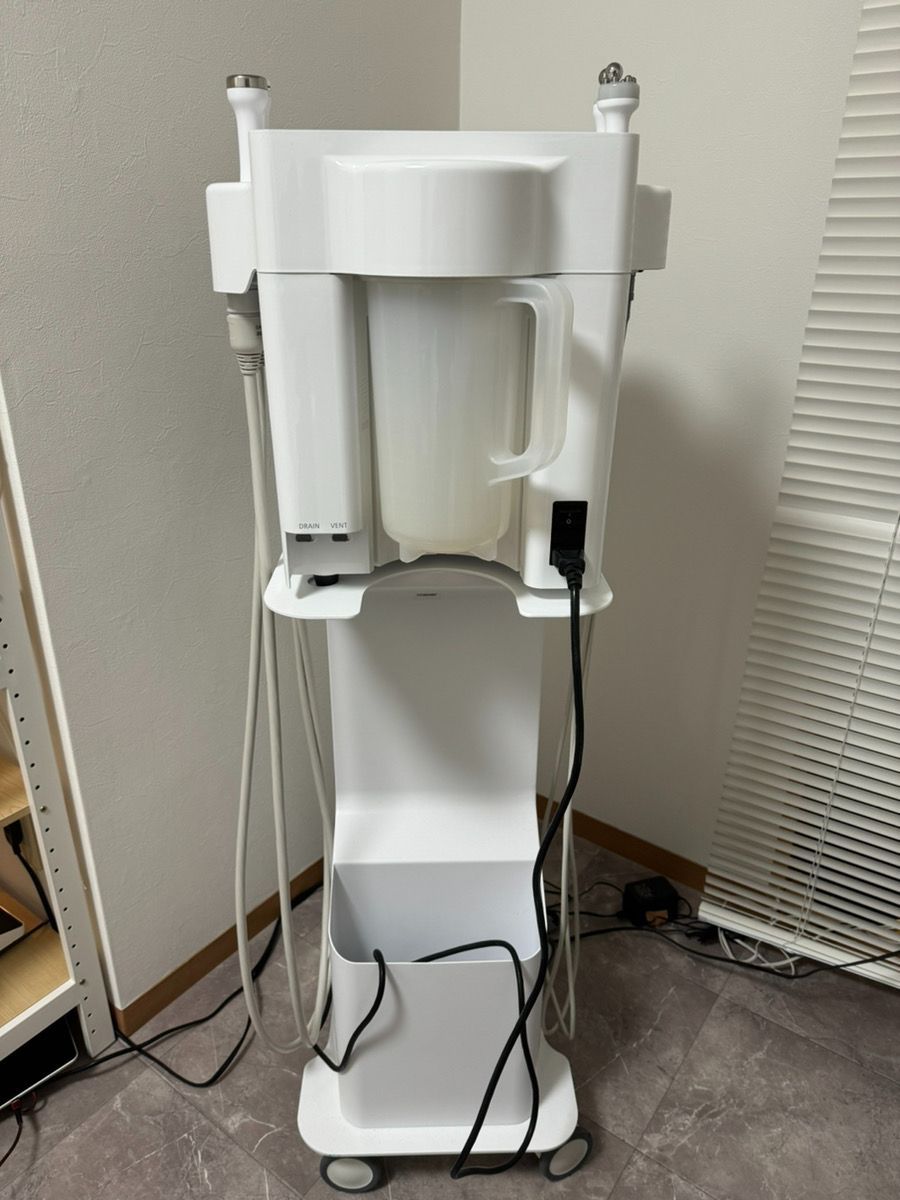 AQUAPURE アクアピュア マルチフェイシャルマシン エストラボ AQUAPURE（アクアピュア）」アクアピーリング毛穴洗浄マシン