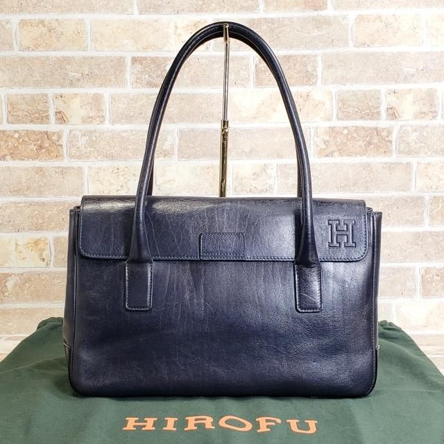 ヒロフ 本物 ☆ レザー かぶせデザイン ハンドバッグ 自立OK