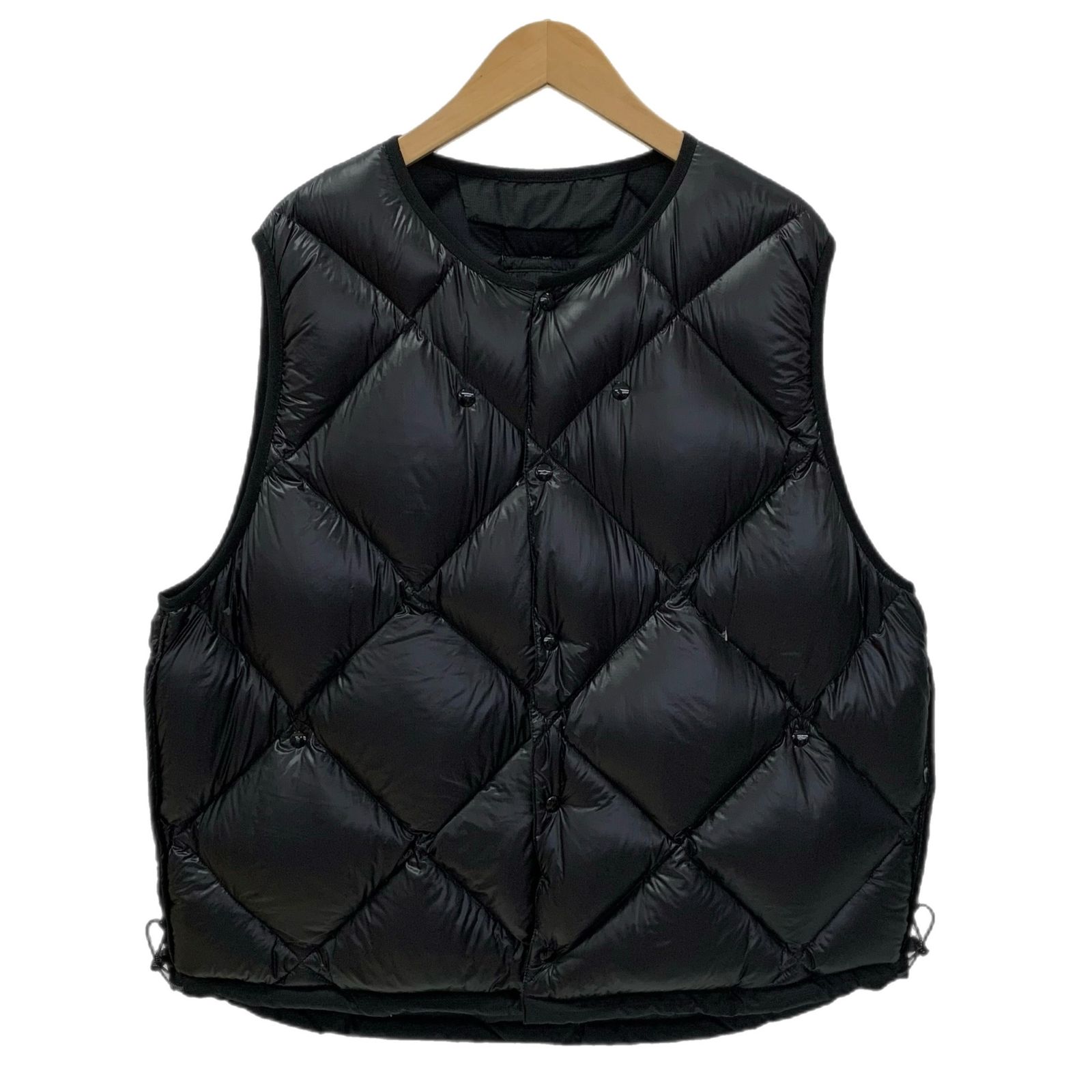Levi's ダウンジャケット/ダウンベスト カーキ 3100525F0045 Levi's ダウンジャケット/ダウンベスト カーキ 3100525F0045