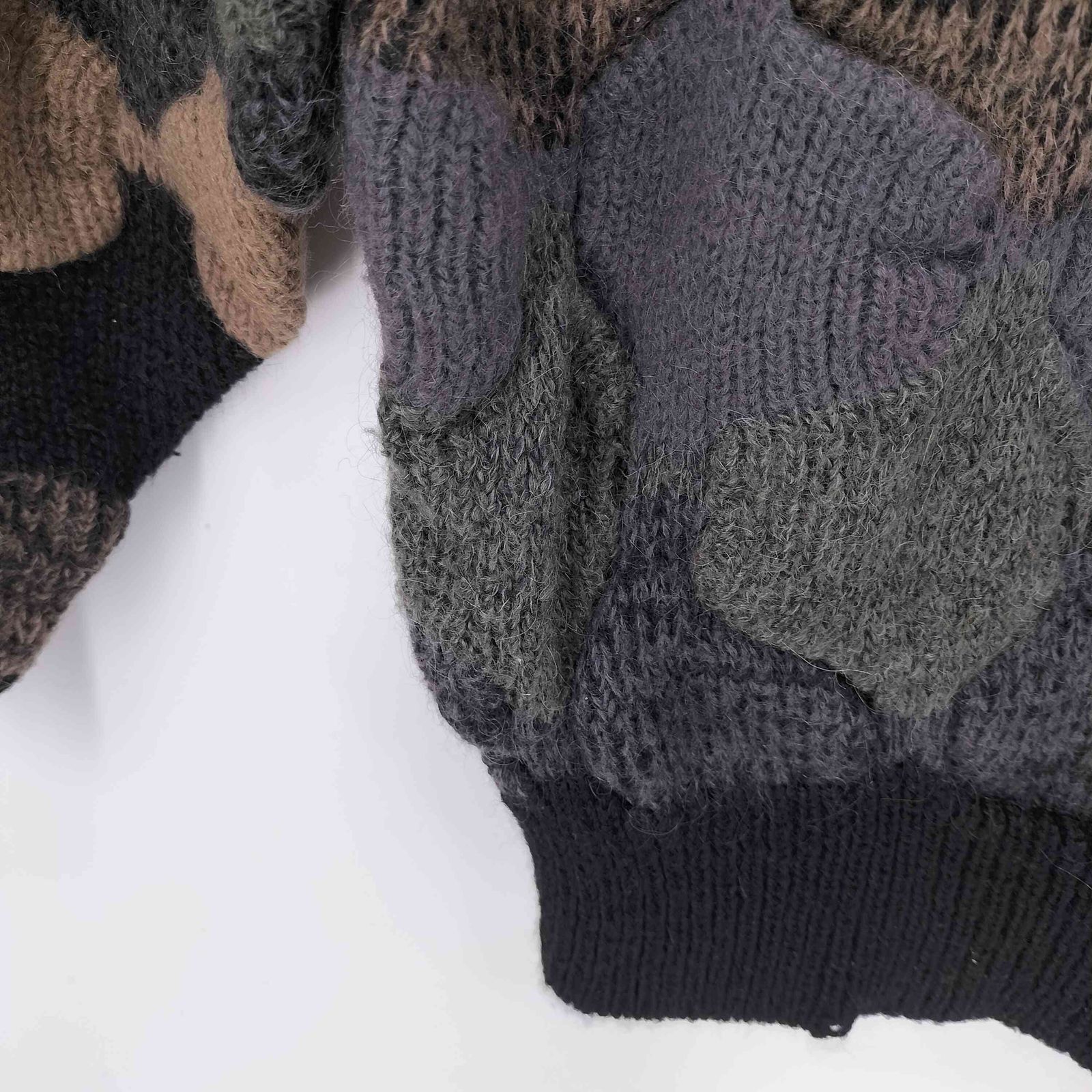 イッセイミヤケ ISSEY MIYAKE マルチカラー 3Dニット メンズ 表記無 