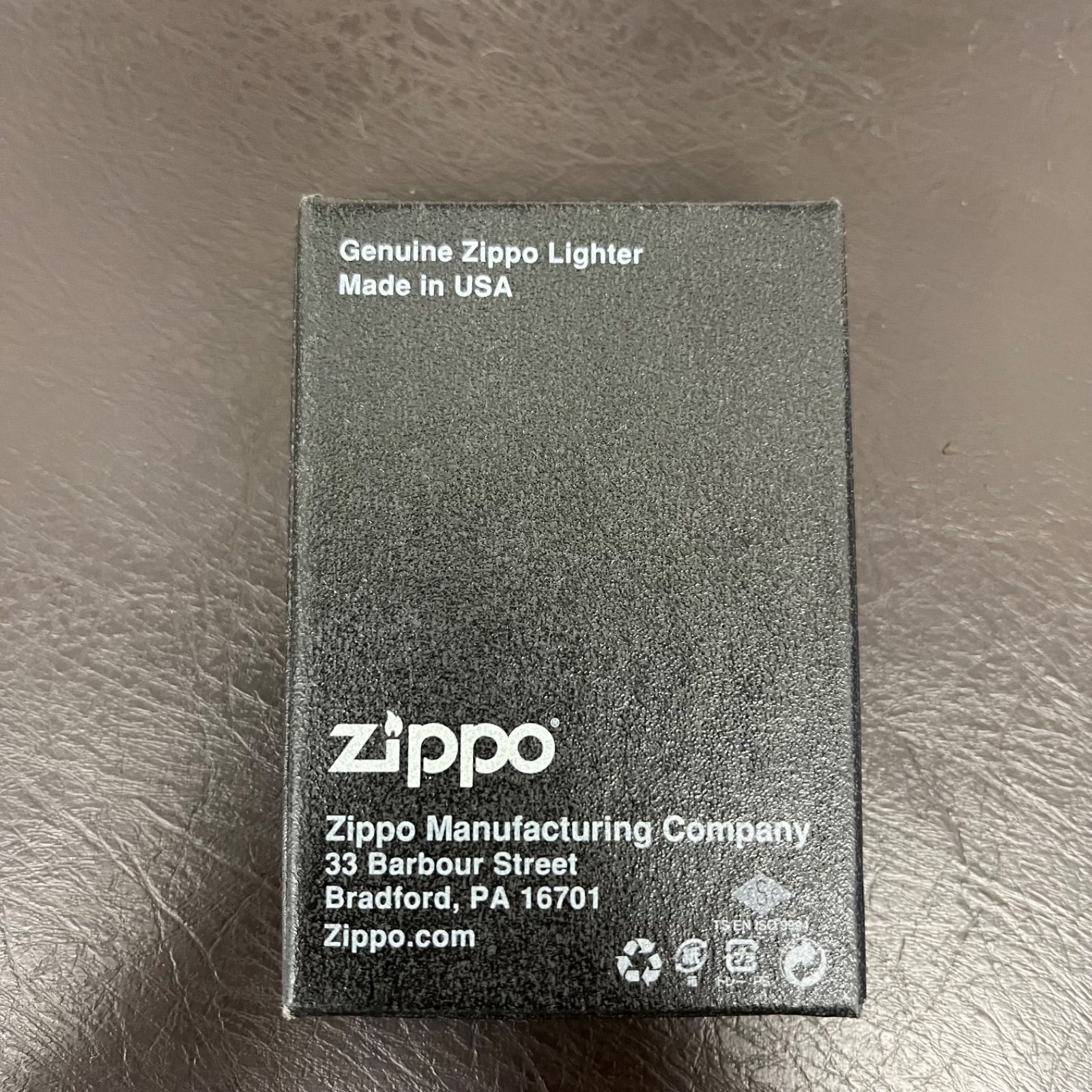 Zippo ジッポー ヴィンテージ 絶版 デッドストック カッパーコーティング 銅張り 1994年製造 新品未使用品  未使用 デッドストック ジッポー フラットトップヴィンテージ (ZIPPO 230 PLANETA WEEKS TRIAL) 2016年式  ケース刻印: F 16 管理No.34702 絶版⁄ヴィンテージ Zippo ジッポー 中古 1986年製造WIND PROOF ソリッドブラスメタル