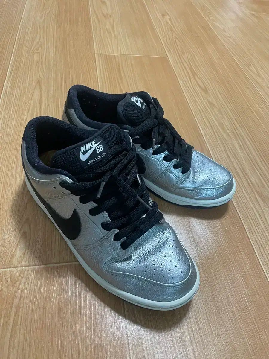 ナイキ SB ダンク ロー コールドピザ 27.5㎝313170-024 Preowned* Nike