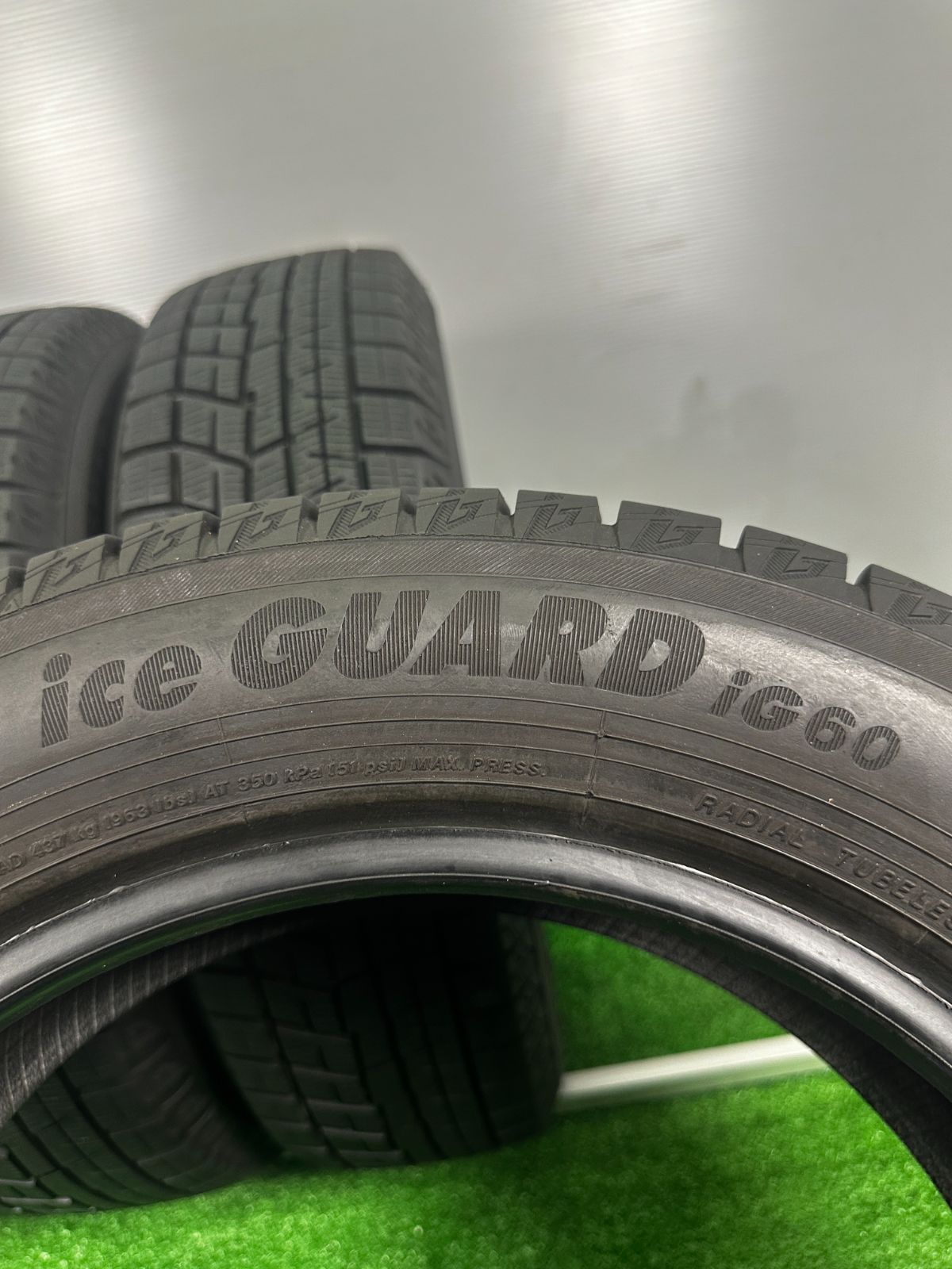 165/65R14 ヨコハマ iceGUARD iG60 中古冬４本　　2022 送料無料☆165/65R14 ヨコハマ ICEGUARD IG60 2021～2022年製 4